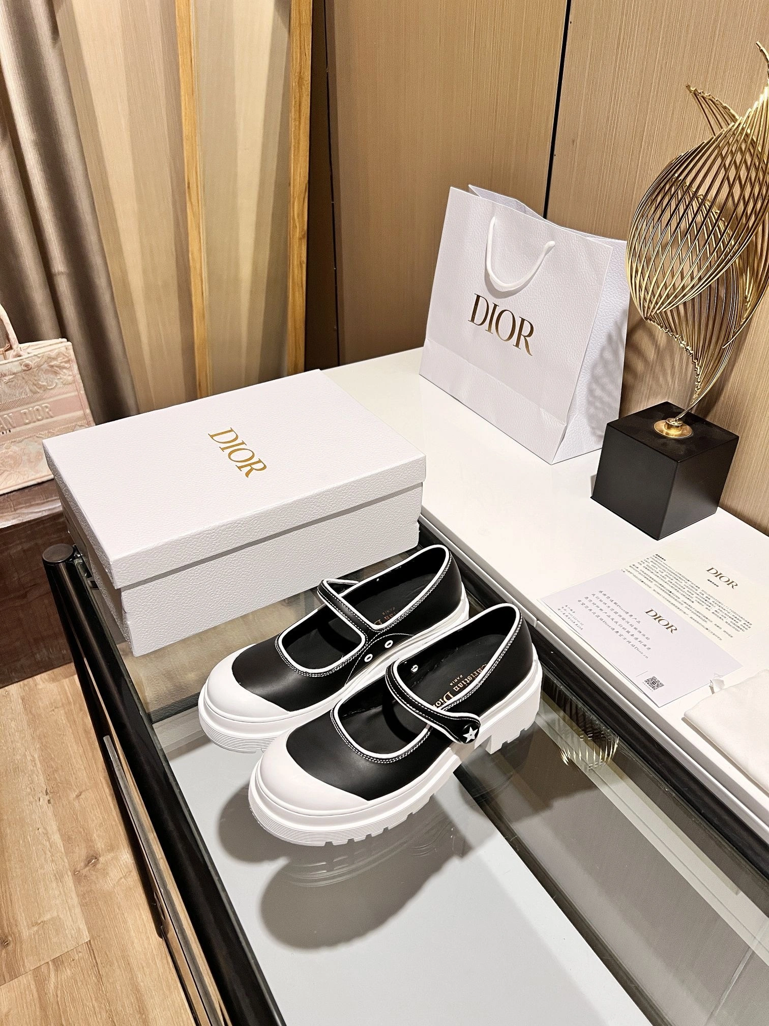COCO- 2022 item:B-X158H0231H