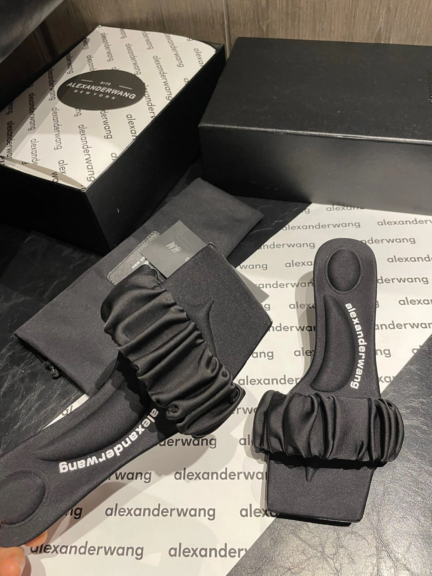 COCO- 30122S009001 sheephide item：B-X002F0317C