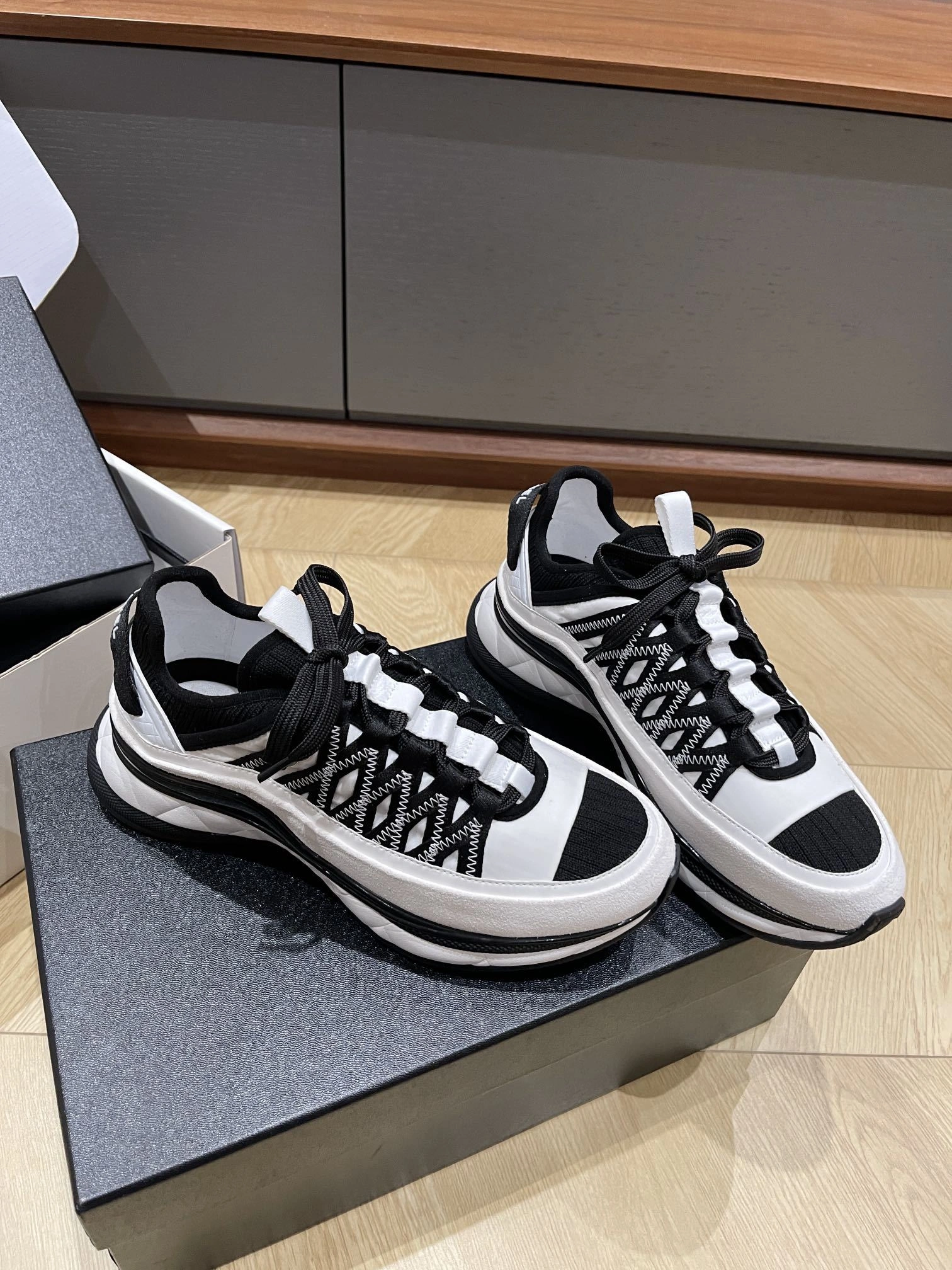 COCO--3h1958 G46260 B19209 NACVX Calfskin item:E-X003L1115B