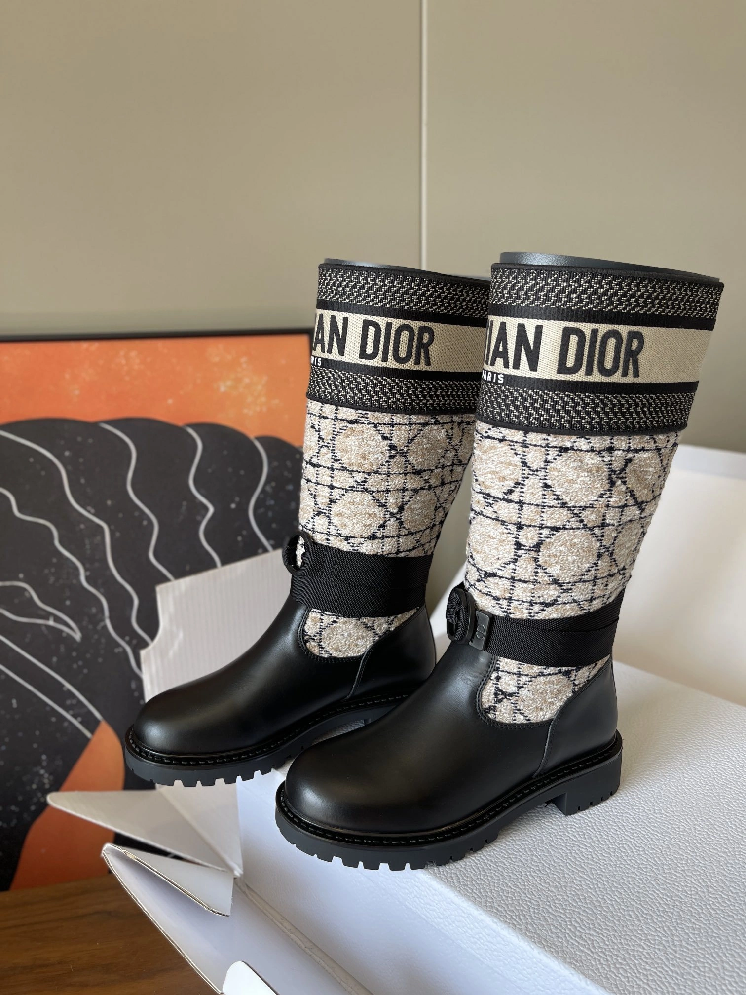 COCO--4ior KCI981CWY_S60U Calfskin embroidery item:E-X003L1205B