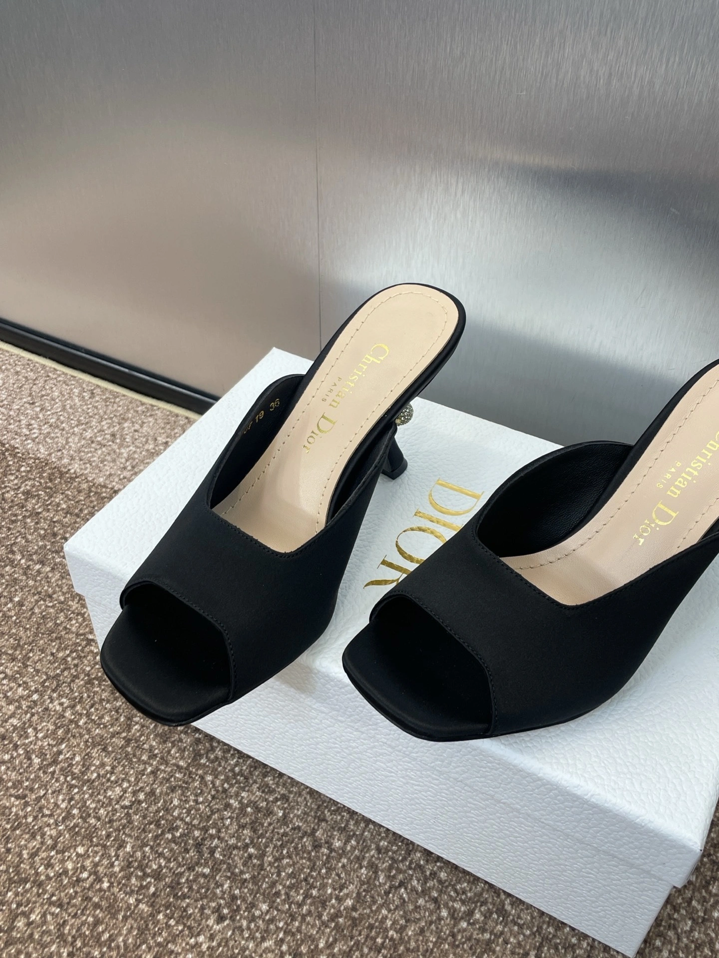 COCO--4ior KCO153SAT_S900 Tribales sheepskin Heel height：7CM item:E-X000C0492H