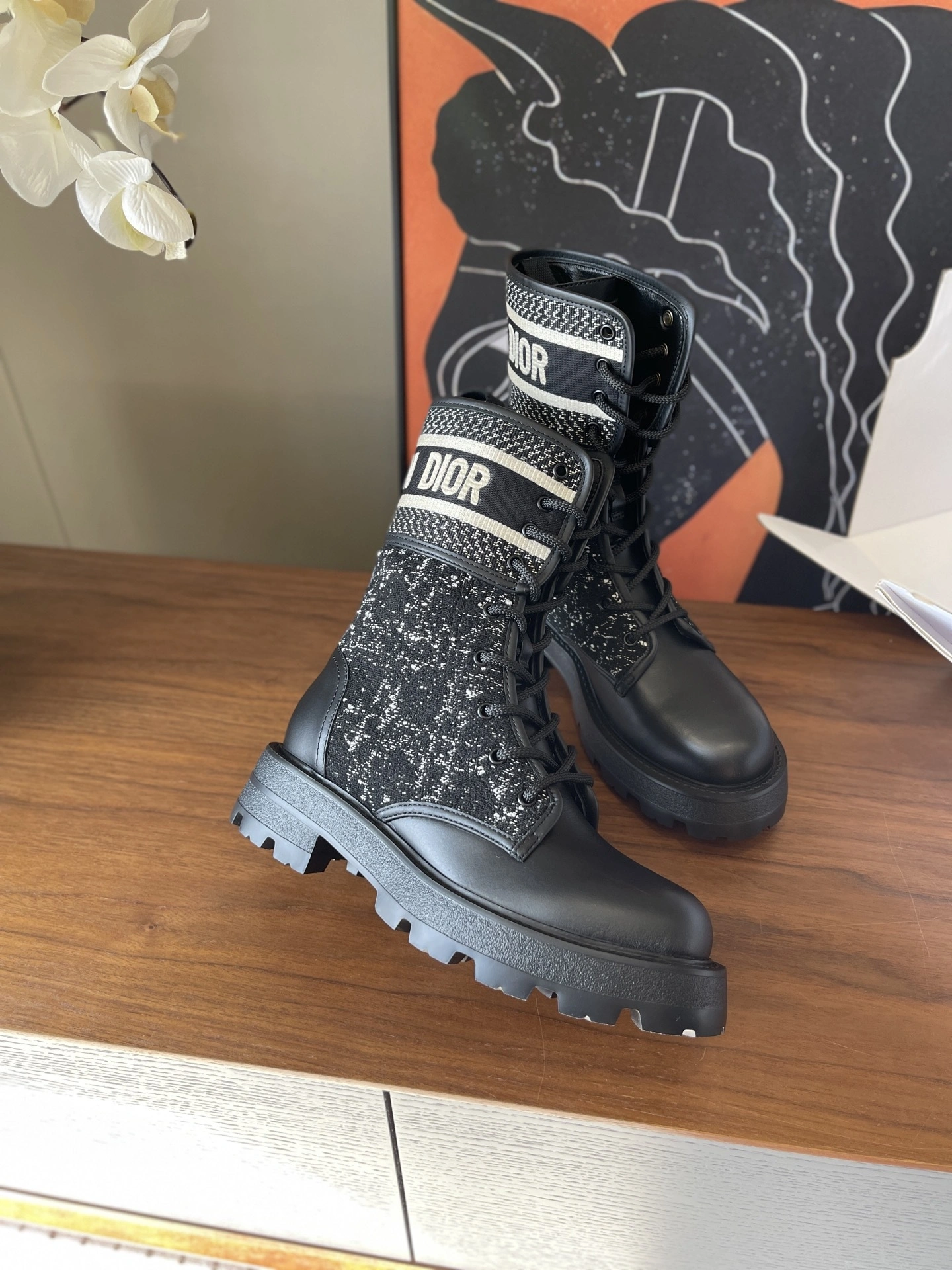 COCO--4ior KCT137TSK-S17X  KCI974CWS_S29X Calfskin embroidery item:E-X003L1209B