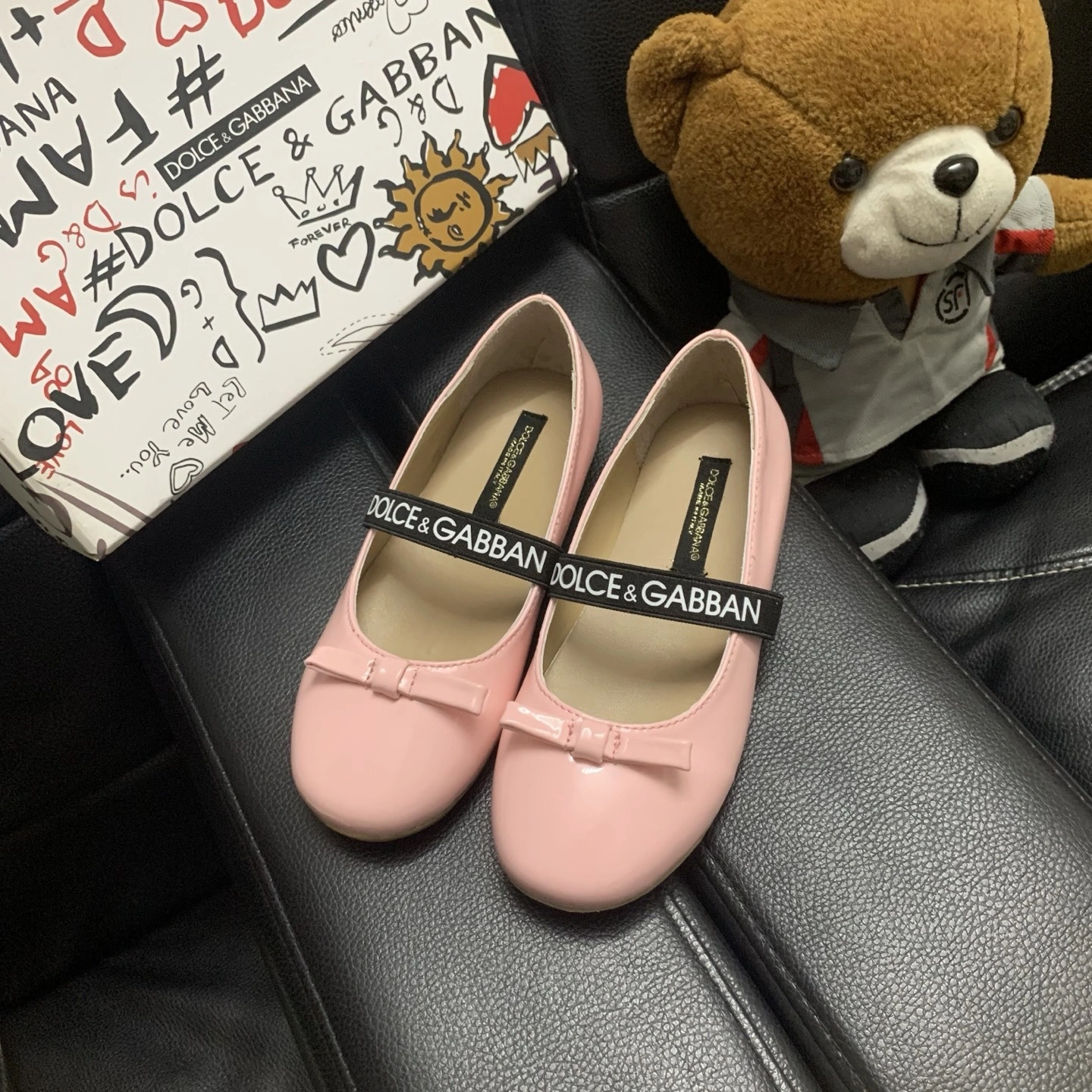 COCO--4o835& item:E-X000I1693T