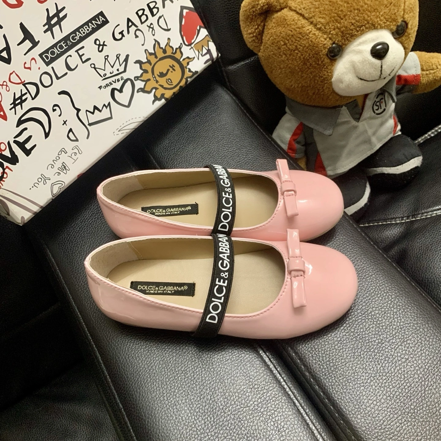 COCO--4o835& item:E-X000I1693T