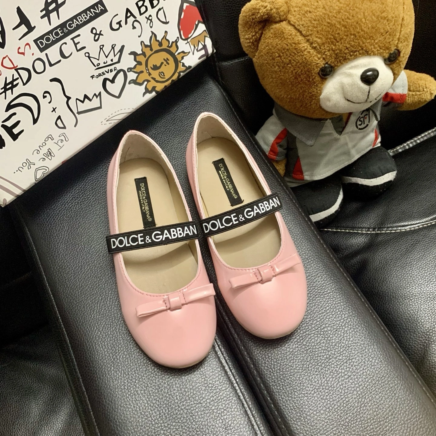 COCO--4o835& item:E-X000I1693T