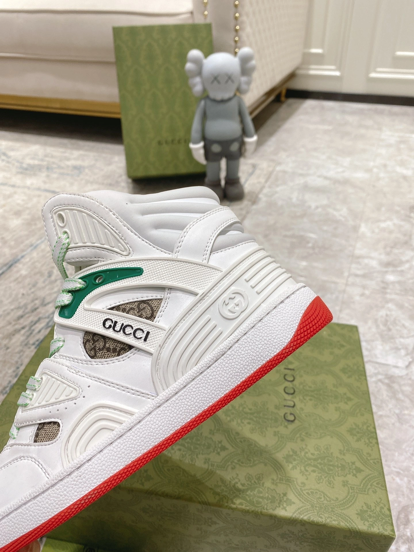 COCO- 676111 2SHG0 9076 item:B-X138C28H-15