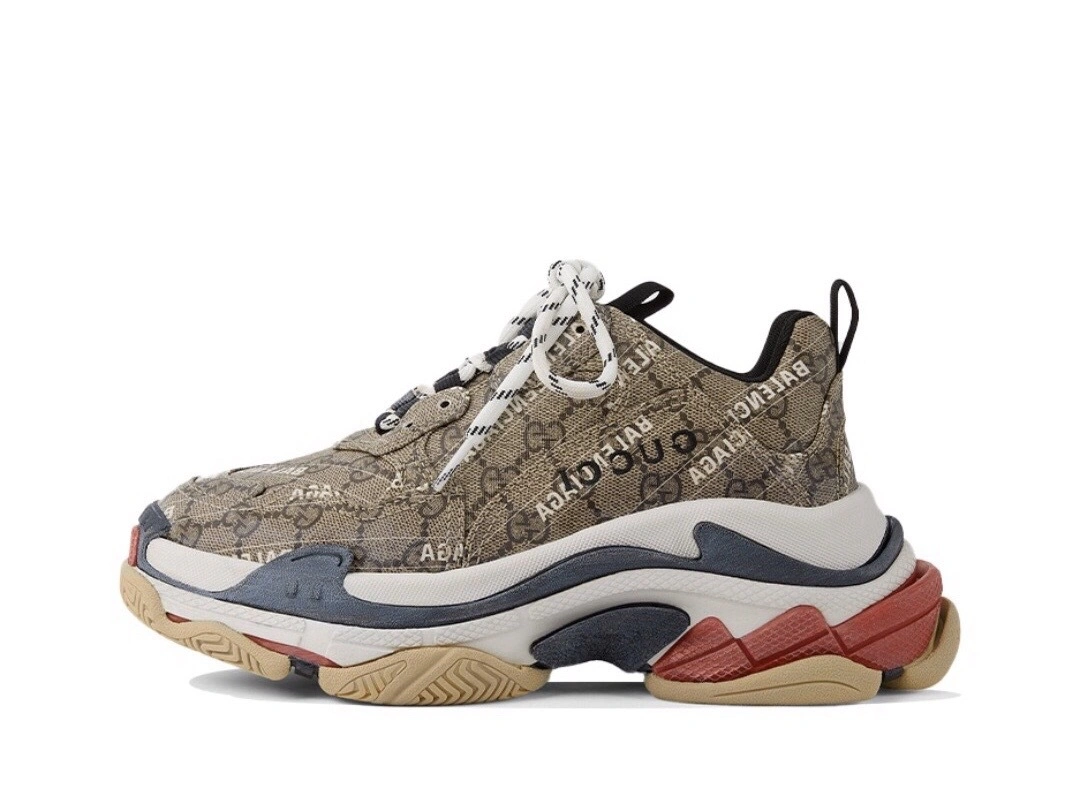 COCO- 677192 ULZ10 9795 Triple S item:B-X000C31H-12