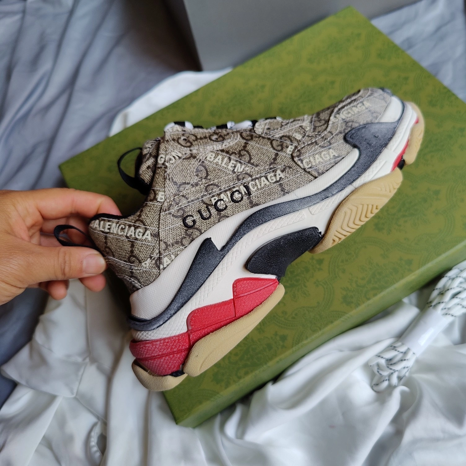 COCO- 677192 ULZ10 9795 Triple S item:B-X000C31H-12
