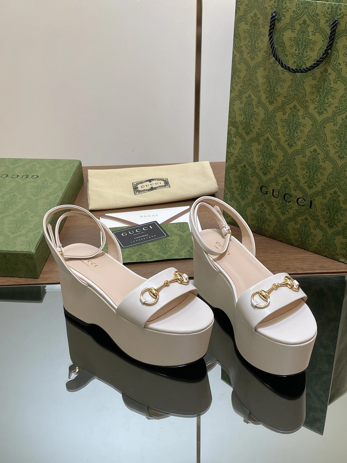 COCO- 6u33i 794358 AADFP 9540 sheephide item：E-X002J3773