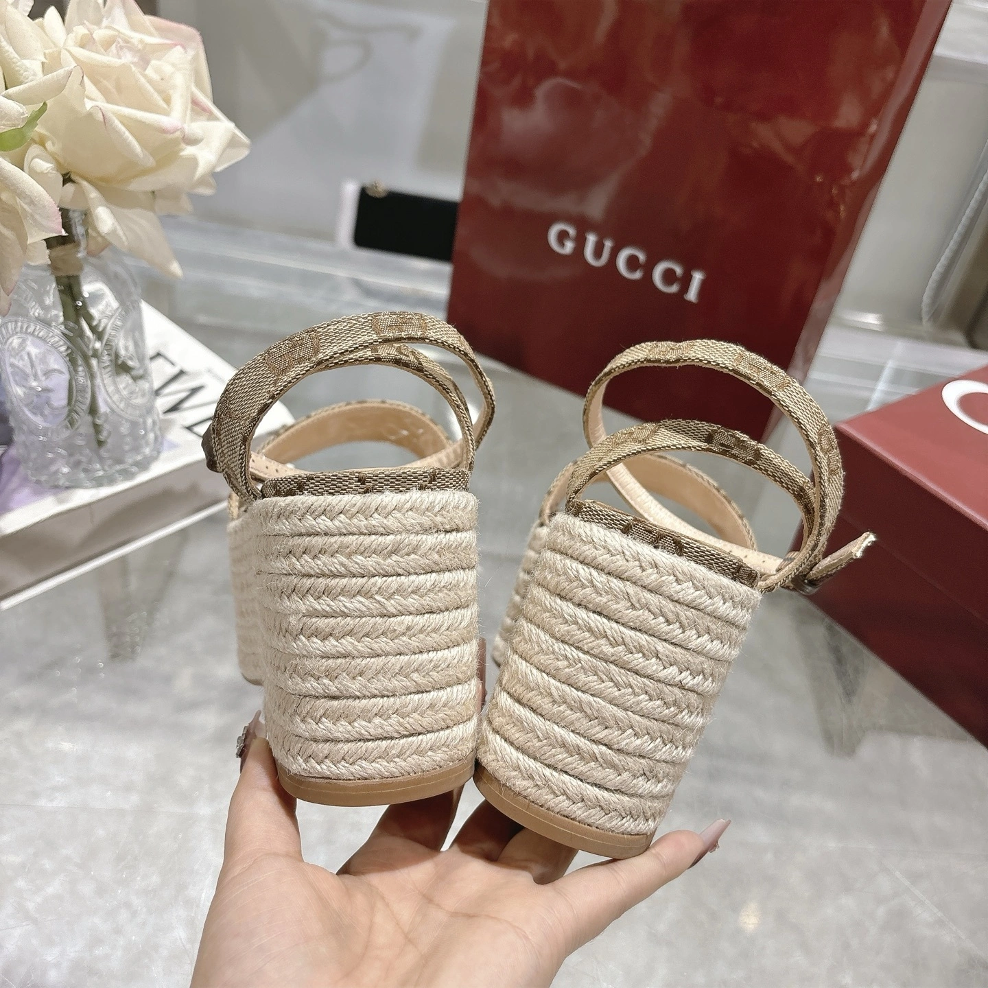 COCO- 6u33i 816692 H6320 9744 sheephide item:E-X000F1948
