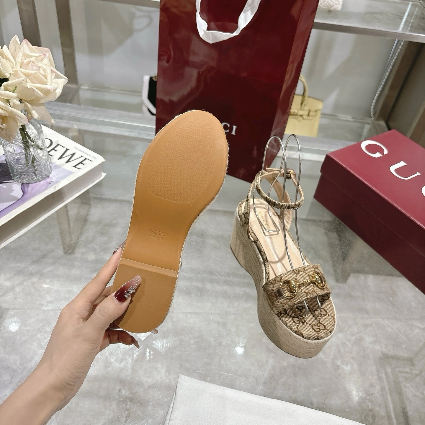 COCO- 6u33i 816692 H6320 9744 sheephide item:E-X000F1948