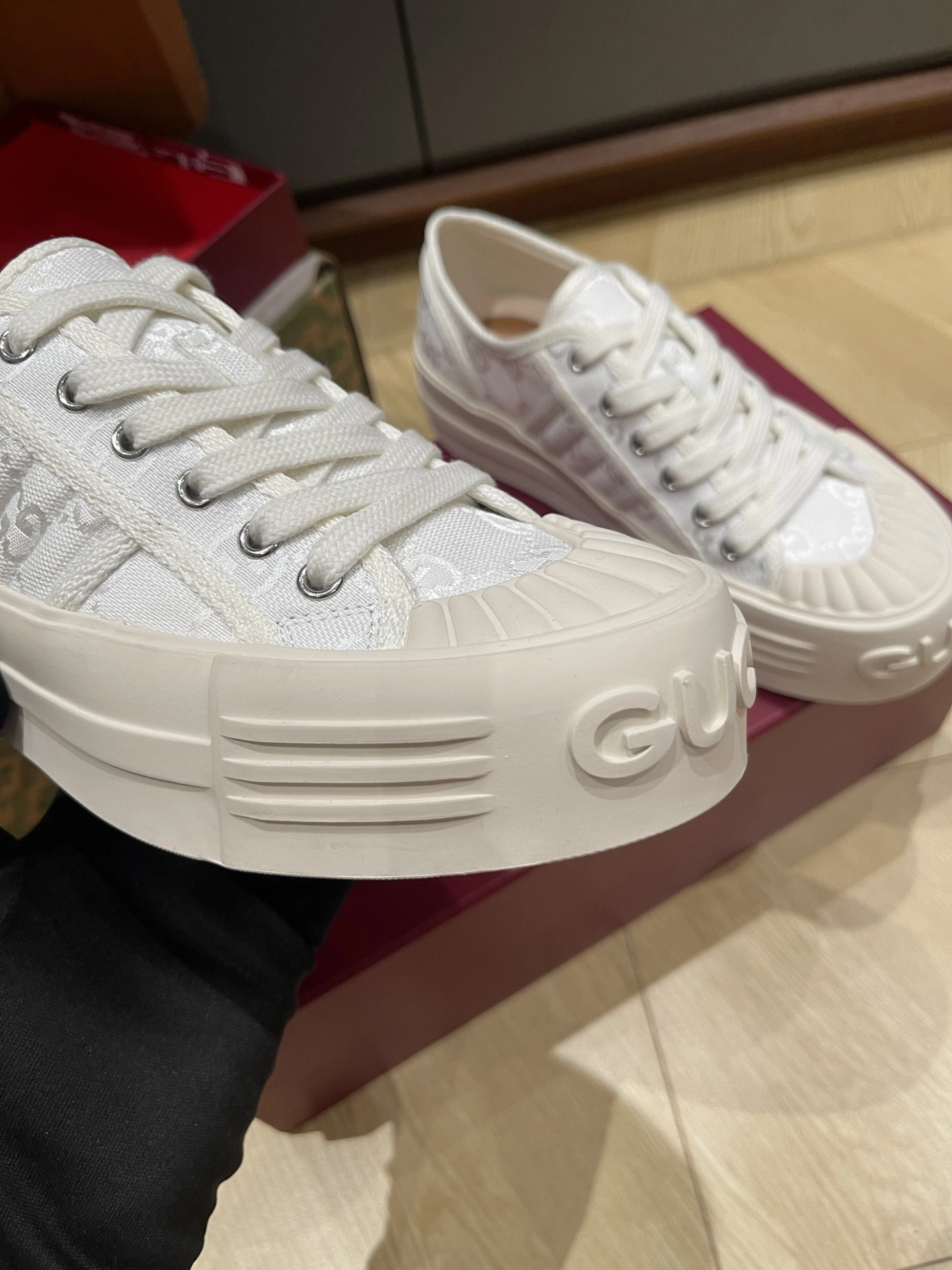 COCO--6u33i 816879 FABZZ 9143 item:E-X003L1211B