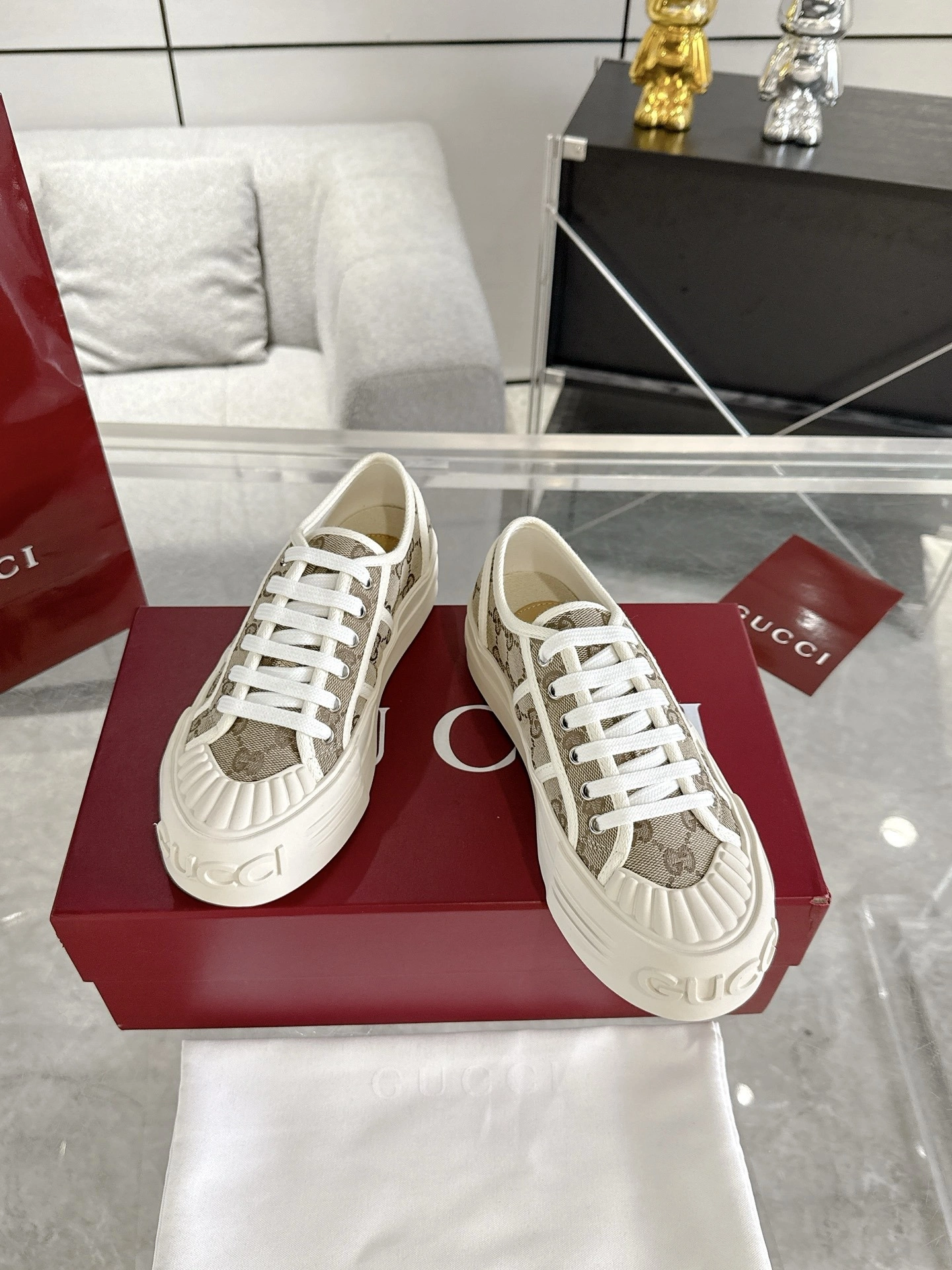 COCO- 6u33i 831825 20Q20 9745 item：E-X000J3824