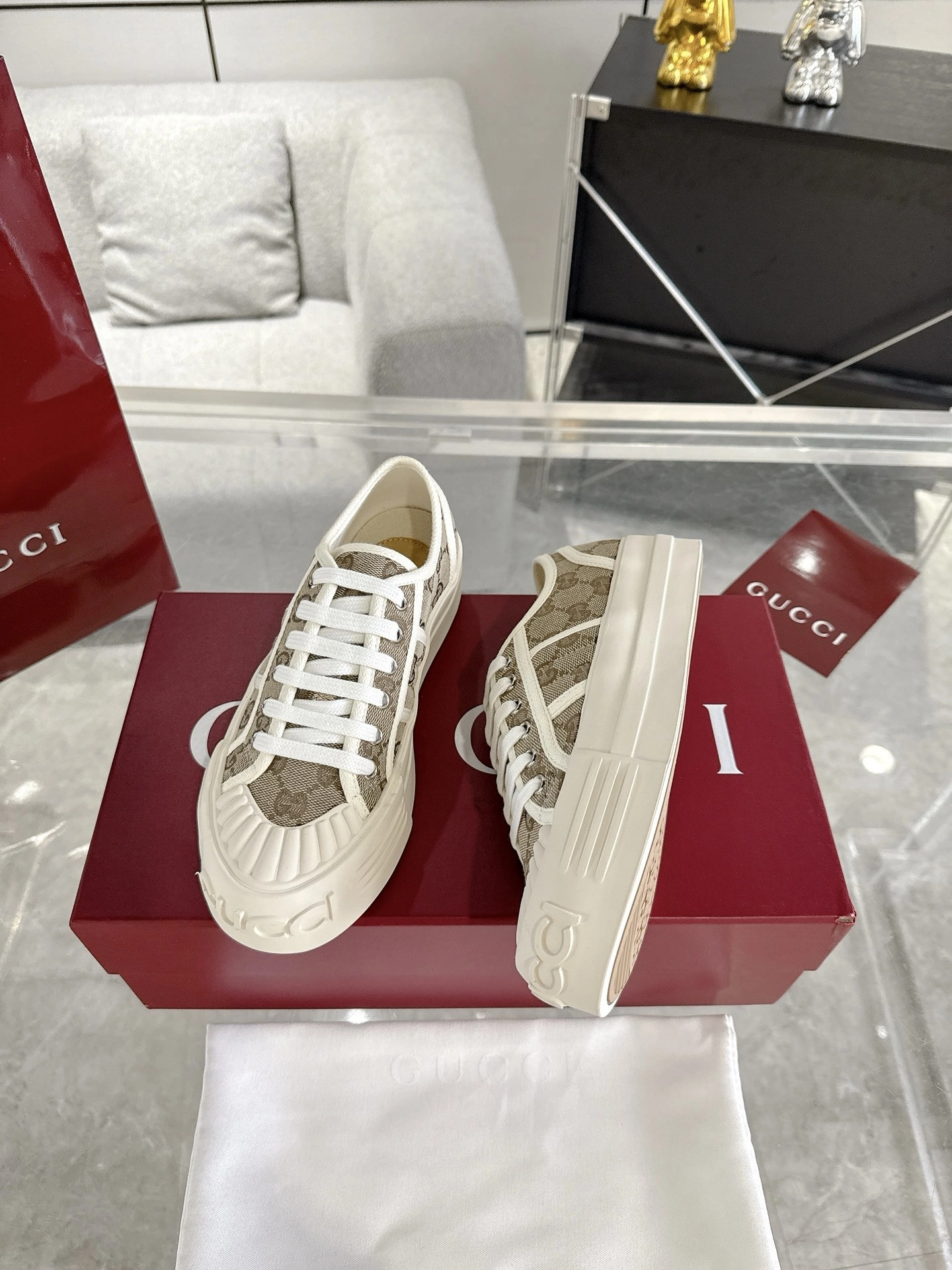 COCO- 6u33i 831825 20Q20 9745 item：E-X000J3824