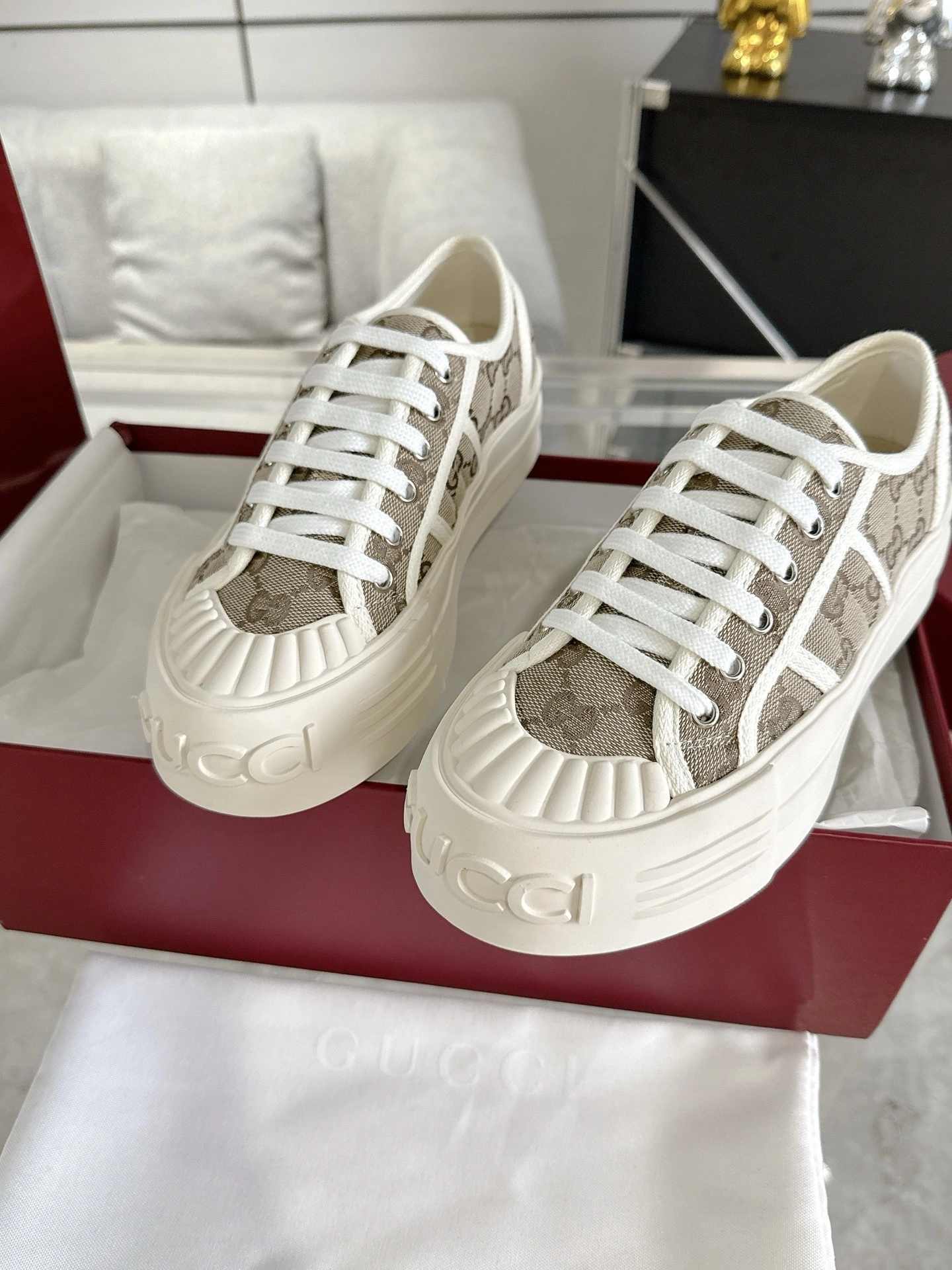 COCO- 6u33i 831825 20Q20 9745 item：E-X000J3824