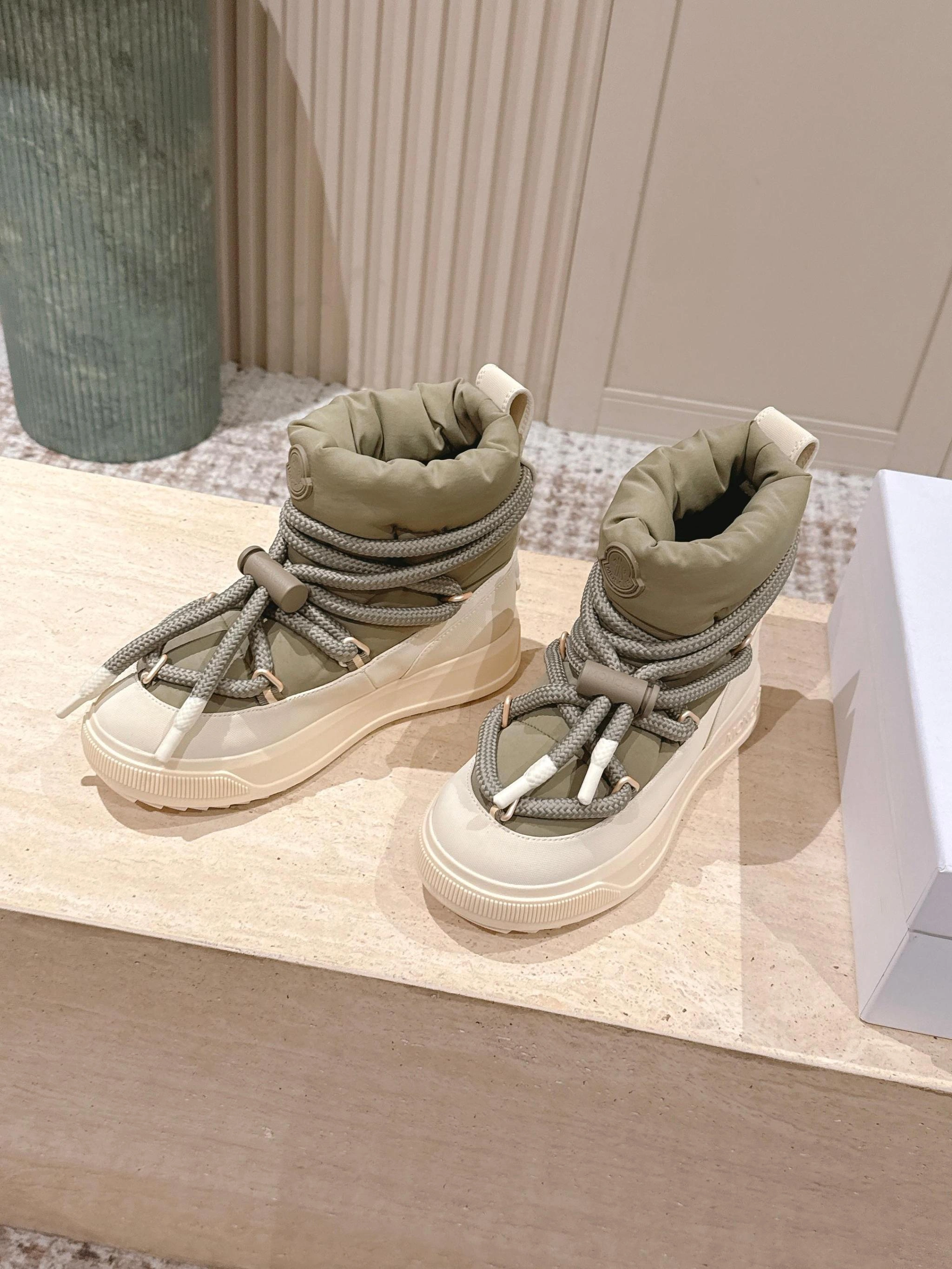 COCO- 7o9385r K209A4G00020M728723G Altive Mid Thick soles：4CM item:E-X000J3023T