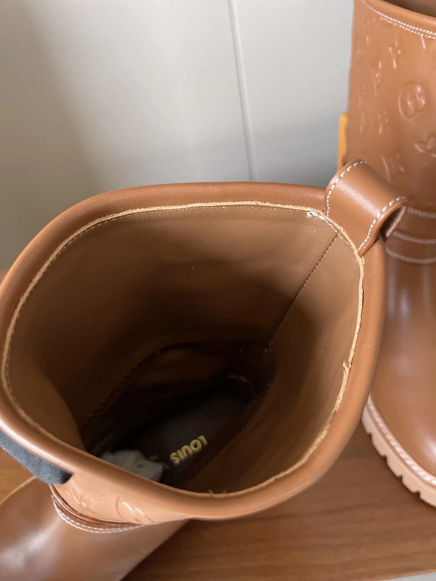 COCO- 8V 1ADCQB cowhide item：E-X003L1322B