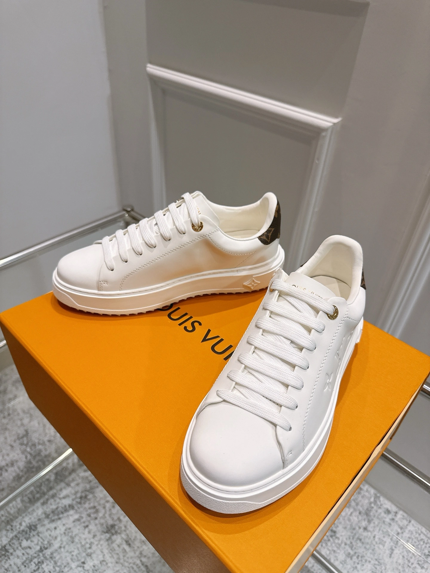 COCO- 8V 1AGUX8 cowhide sheepskin Thick soles:4CM item:E-X362H2711