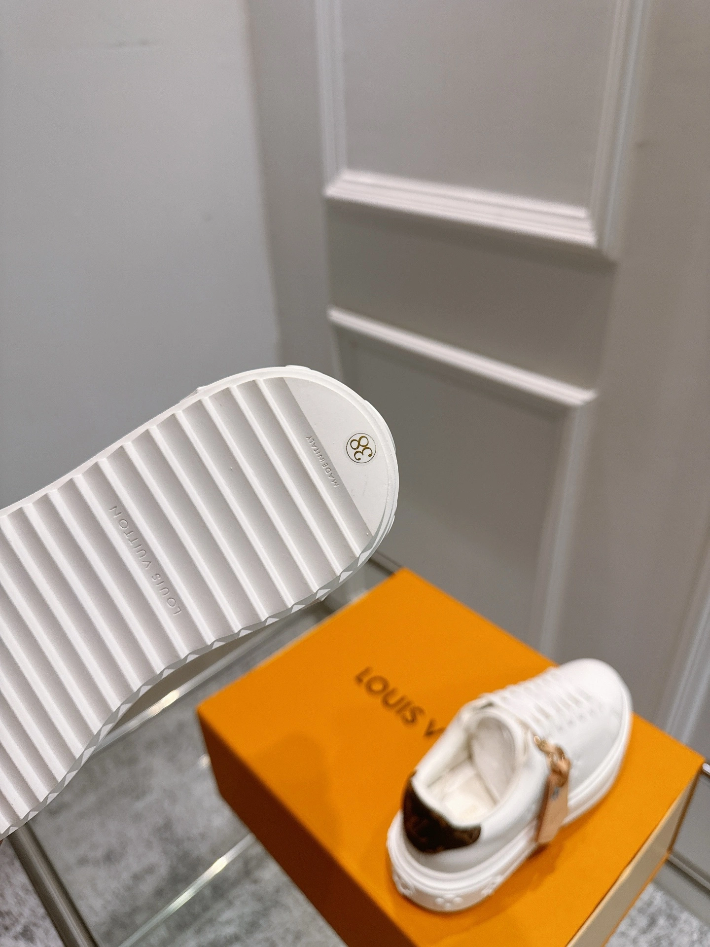 COCO- 8V 1AGUX8 cowhide sheepskin Thick soles:4CM item:E-X362H2711