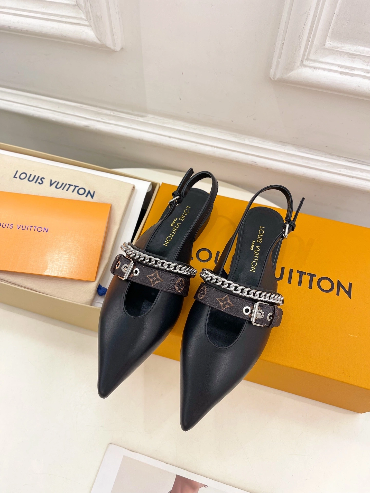 COCO- 8V 1AHN86 calfskin item：E-X002J3755
