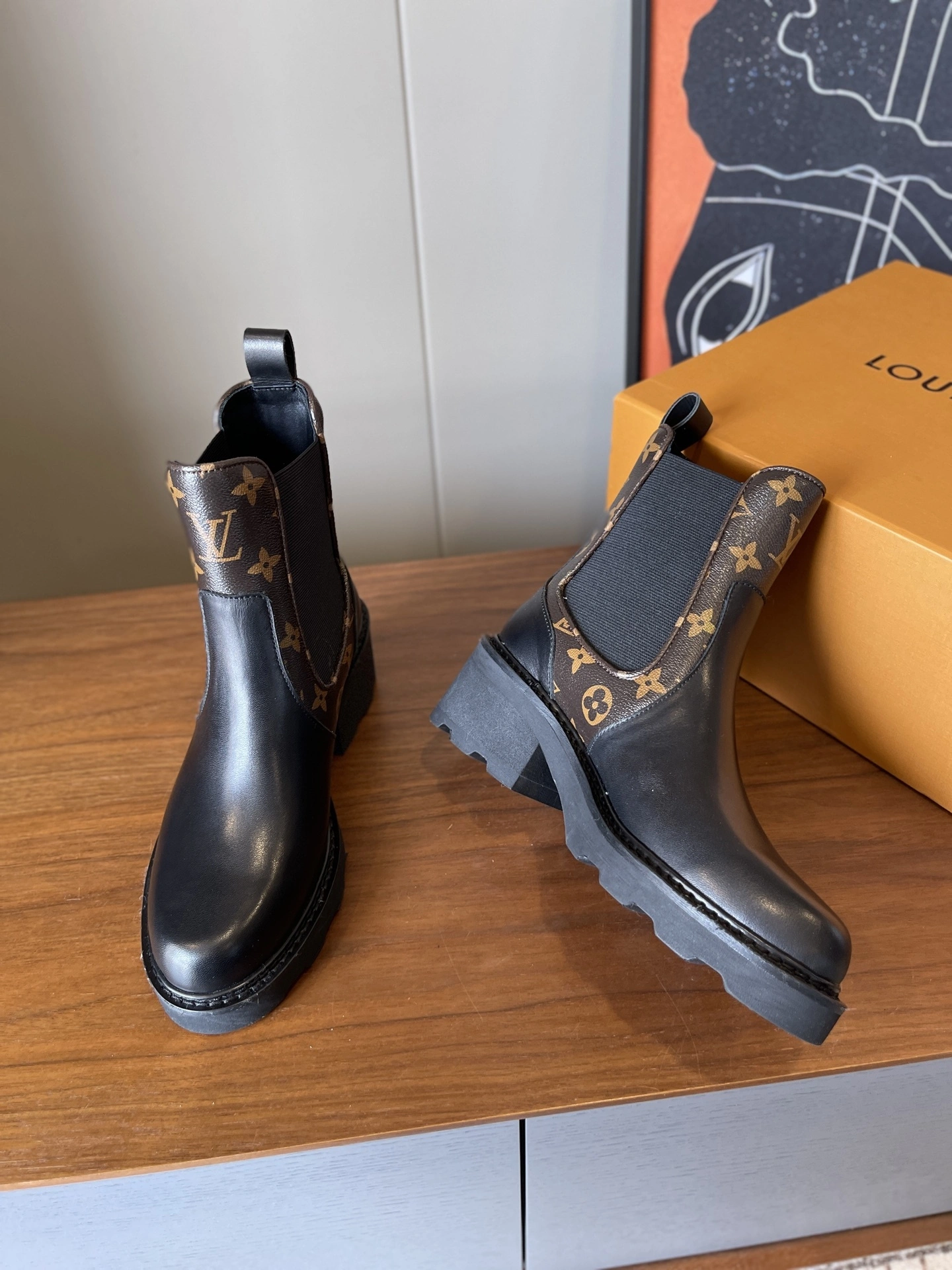 COCO- 8V 1AIEJ0 Calfskin cowhide item：E-X003L1320B