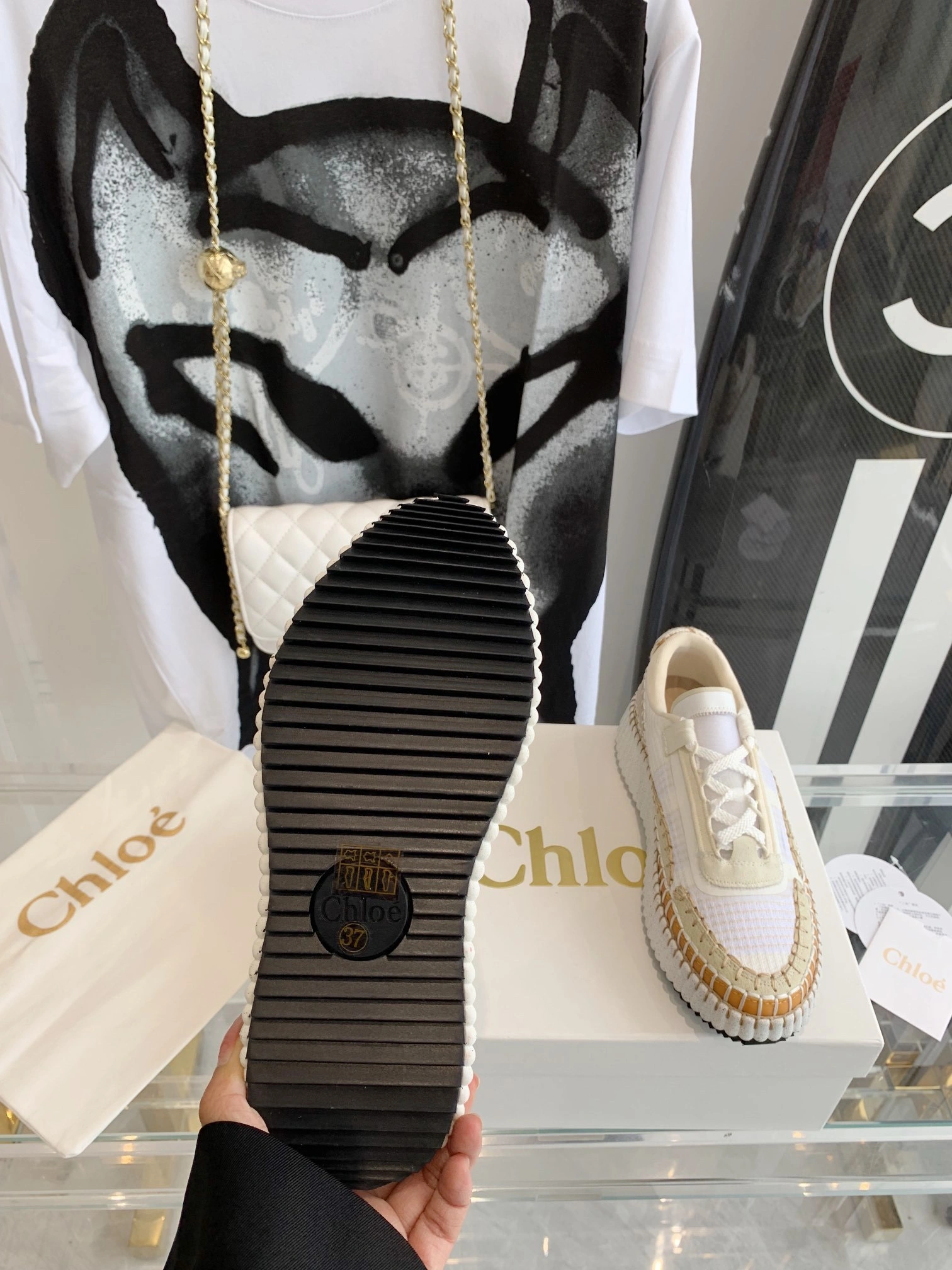COCO — CHC22S579Y0111 item:C-X158C0688