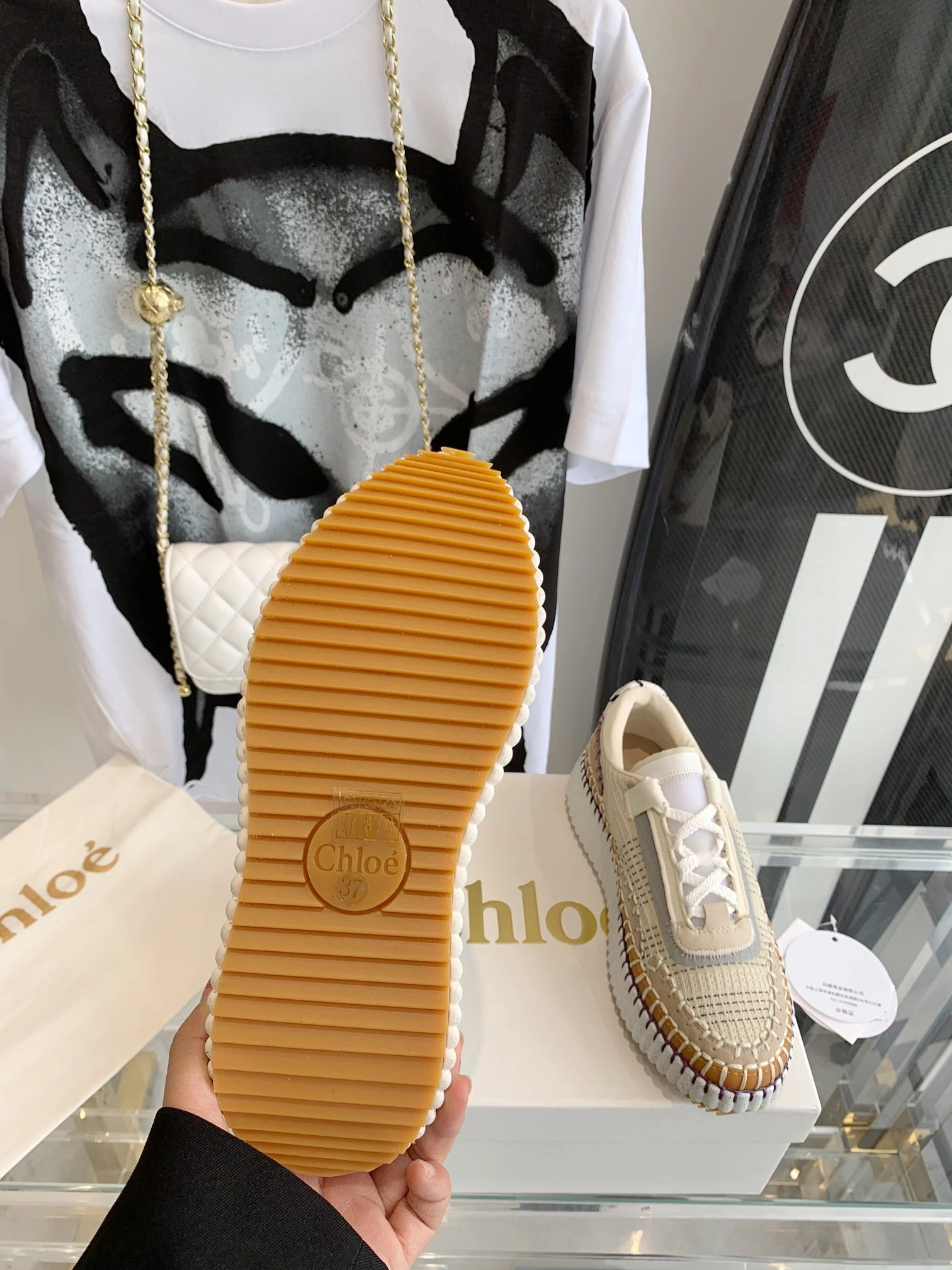 COCO — CHC22S579Y0268 item:C-X158C0687