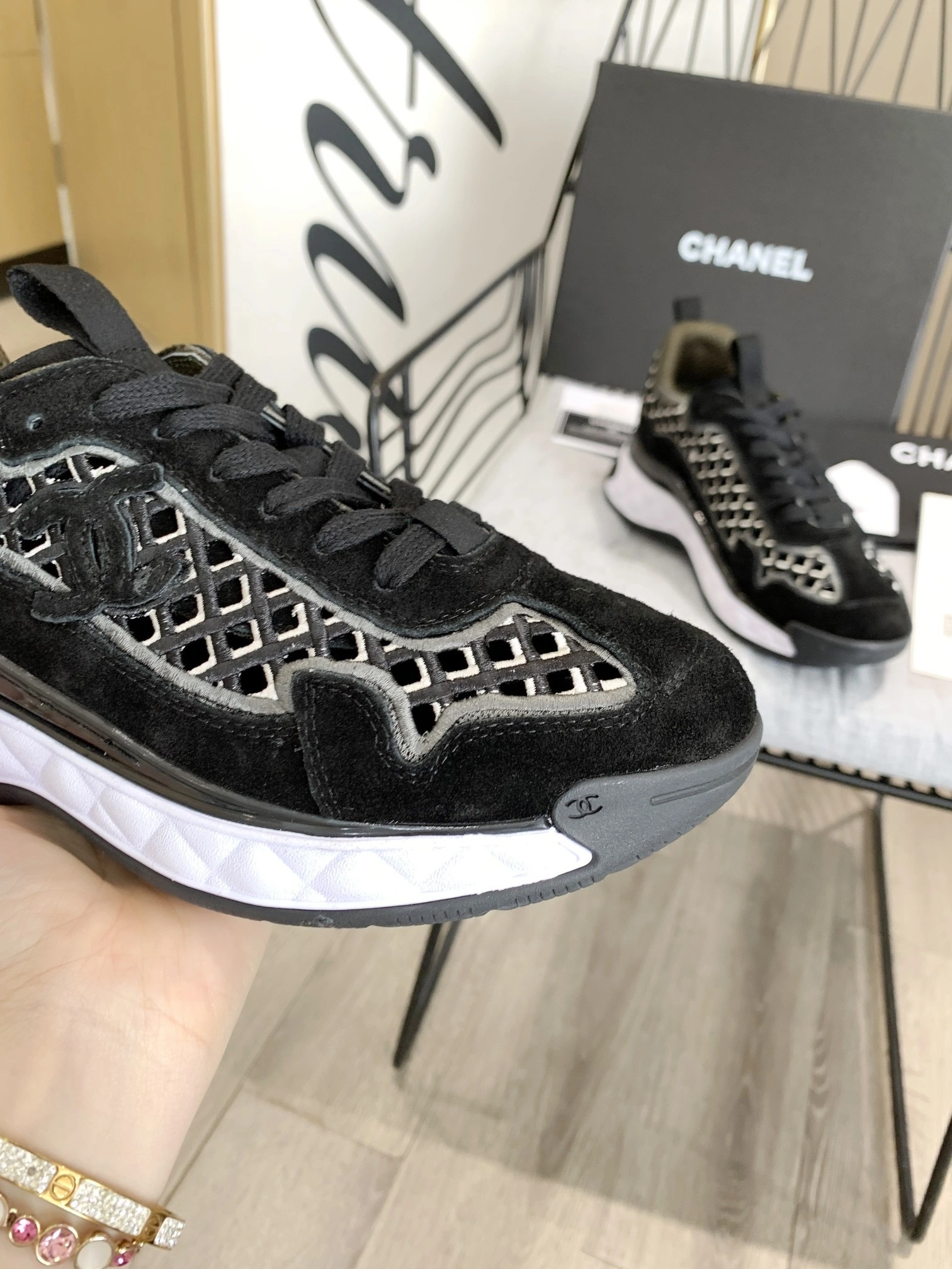 COCO- G37126 Y55130 94305 item:B-X000G1051H