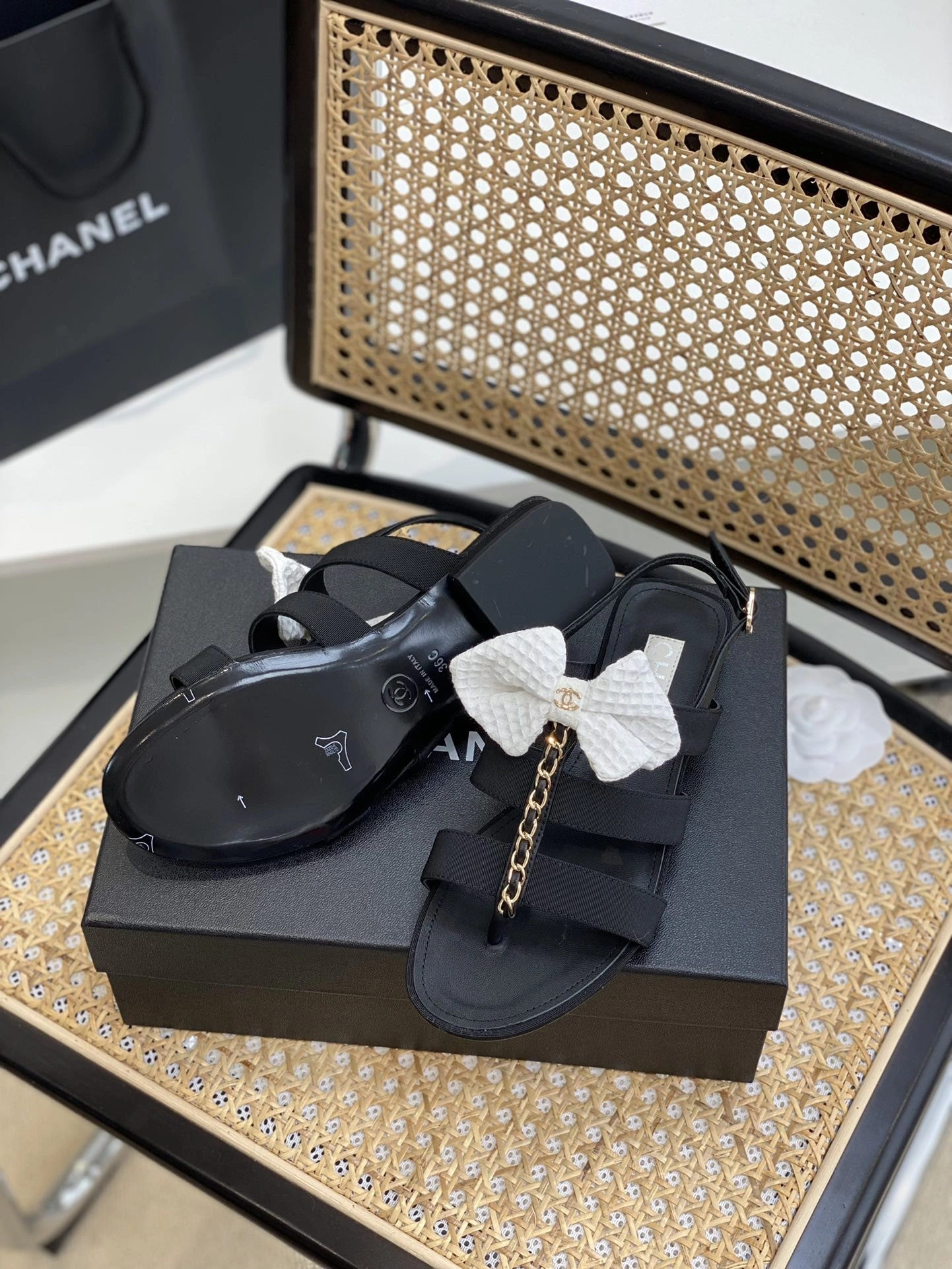 &COCO- G38316 X56323 0L704 item:B-X000E2028H