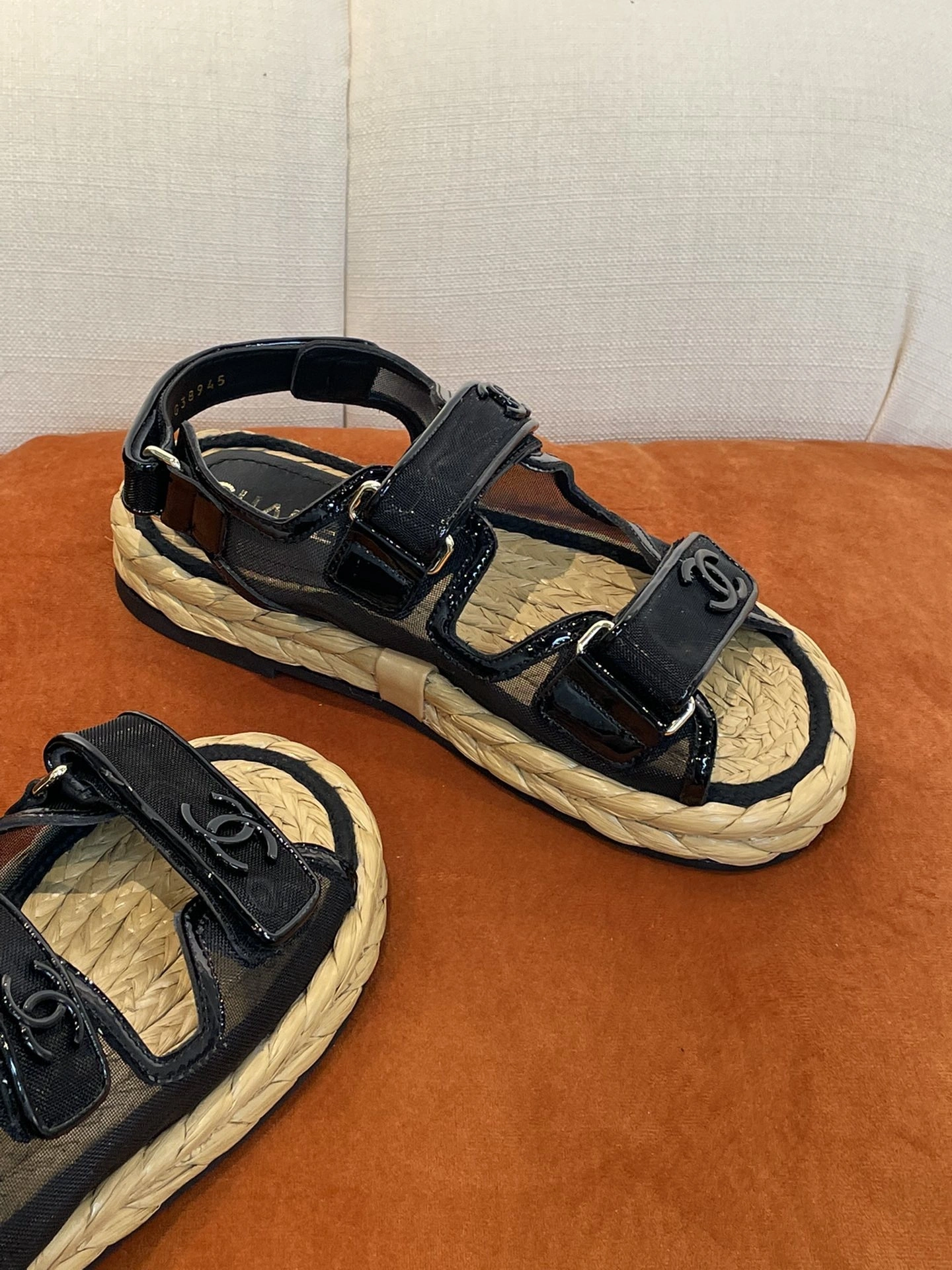 COCO- G38945 Y55799 94305 item:B-X002D1903H