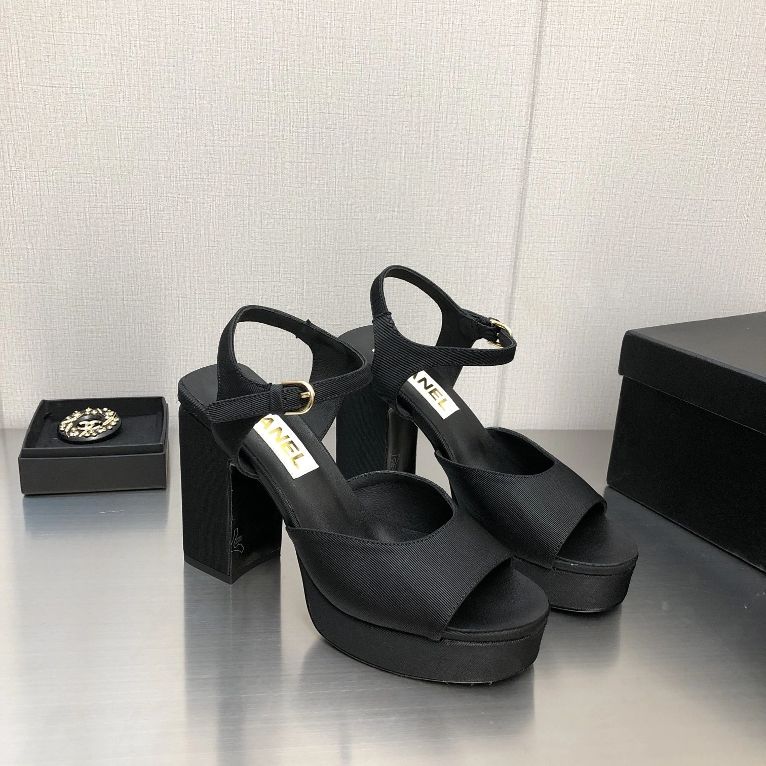 COCO- G38958 X05912 94305 item:B-X230E2025H