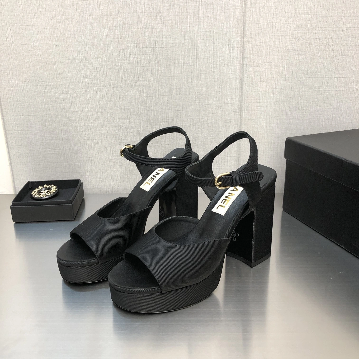 COCO- G38958 X05912 94305 item:B-X230E2025H
