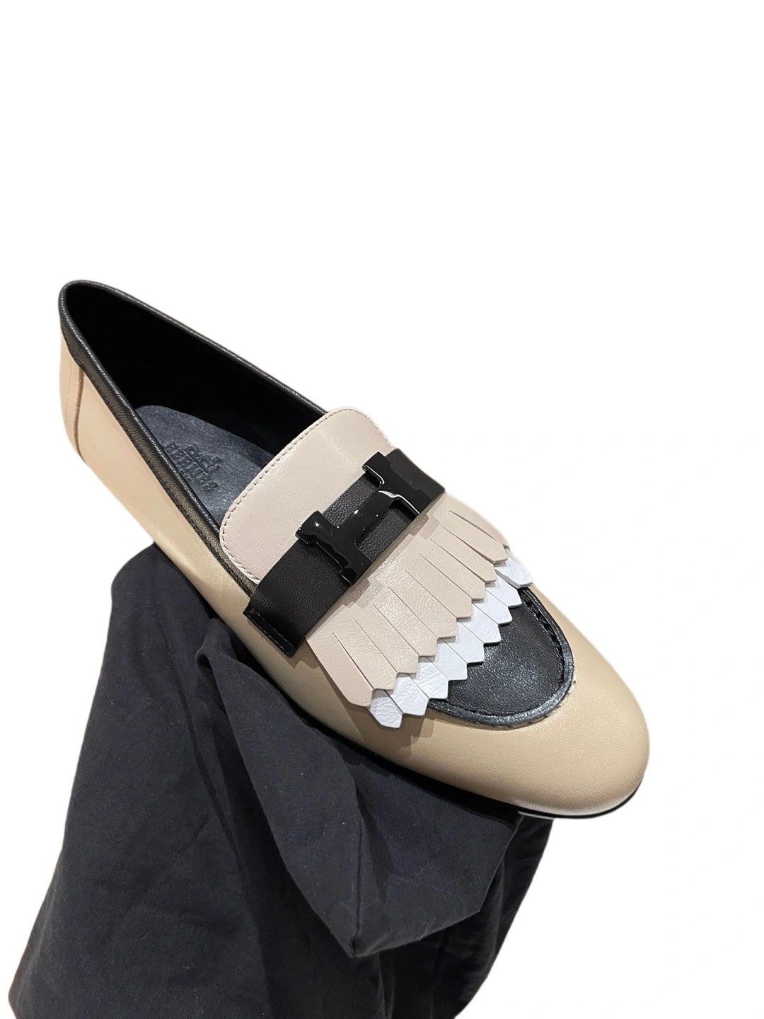 COCO — H221073Z 2F item:C-X003C07109