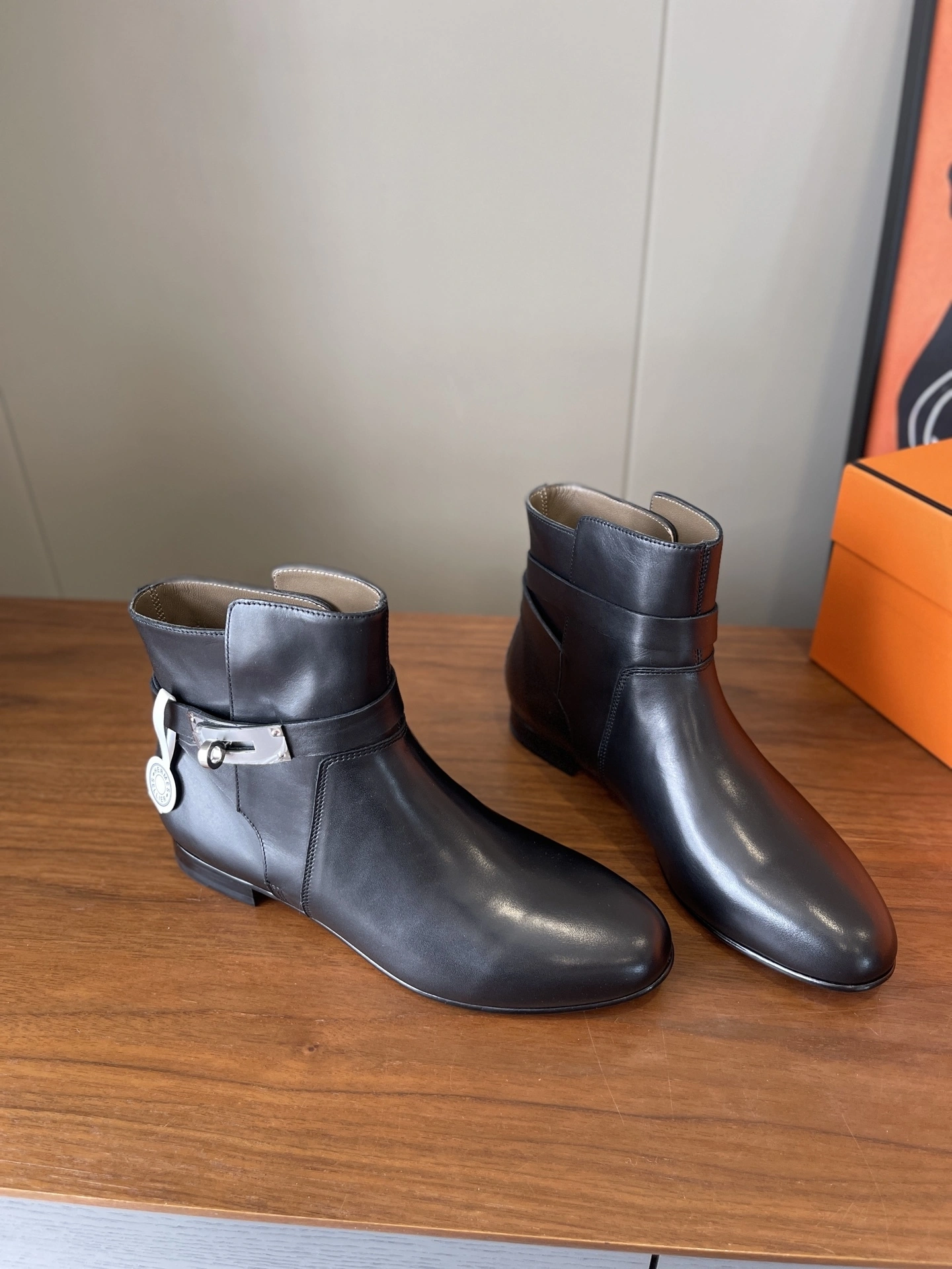 COCO- H5r75s H162133Z 02 Calfskin sheepskin item:E-X003L1234B