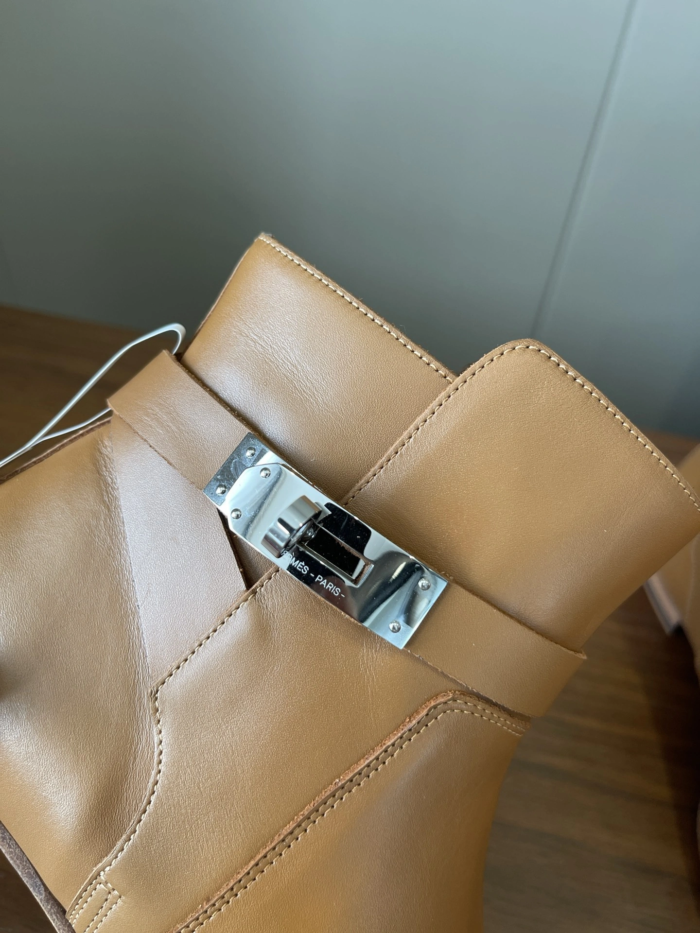 COCO--H5r75s H202255Z A3 Calfskin sheepskin item:E-X003L1235B