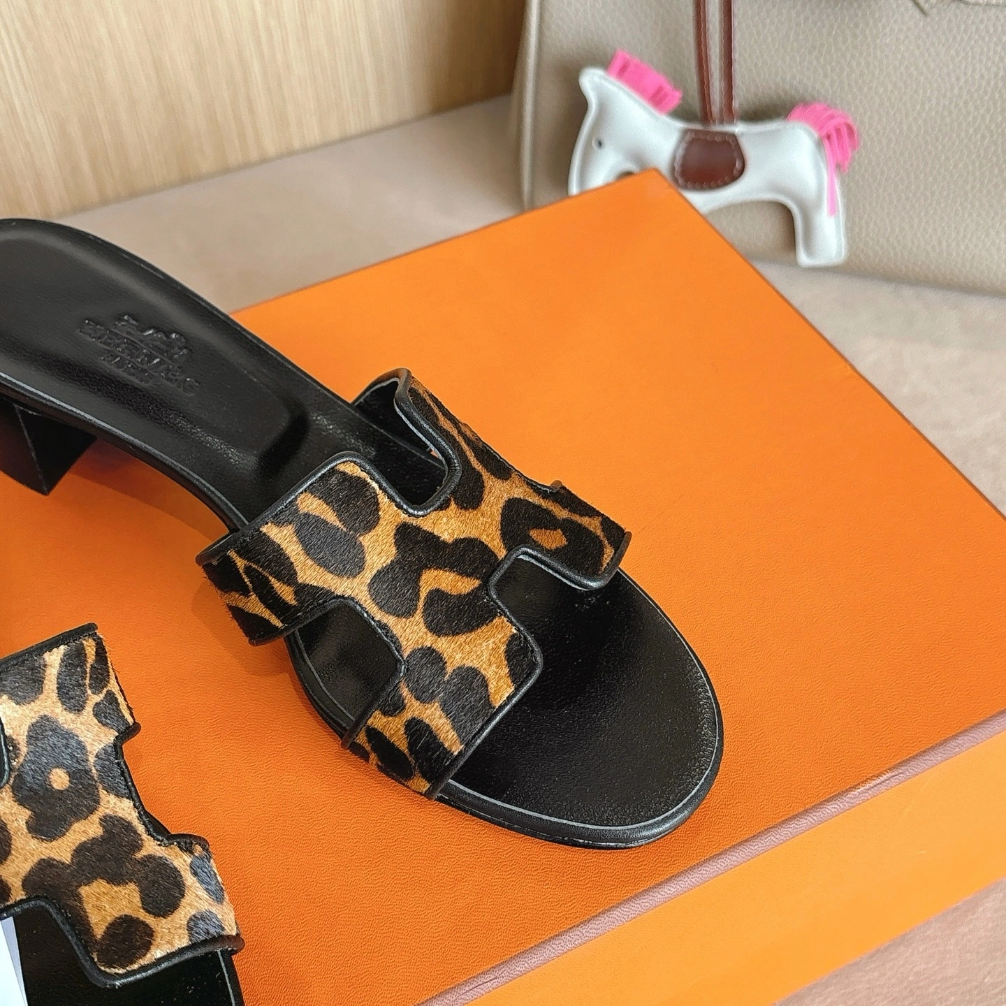 COCO- H5r75s H212183Z 20 swift calfskin item：E-X555J3886