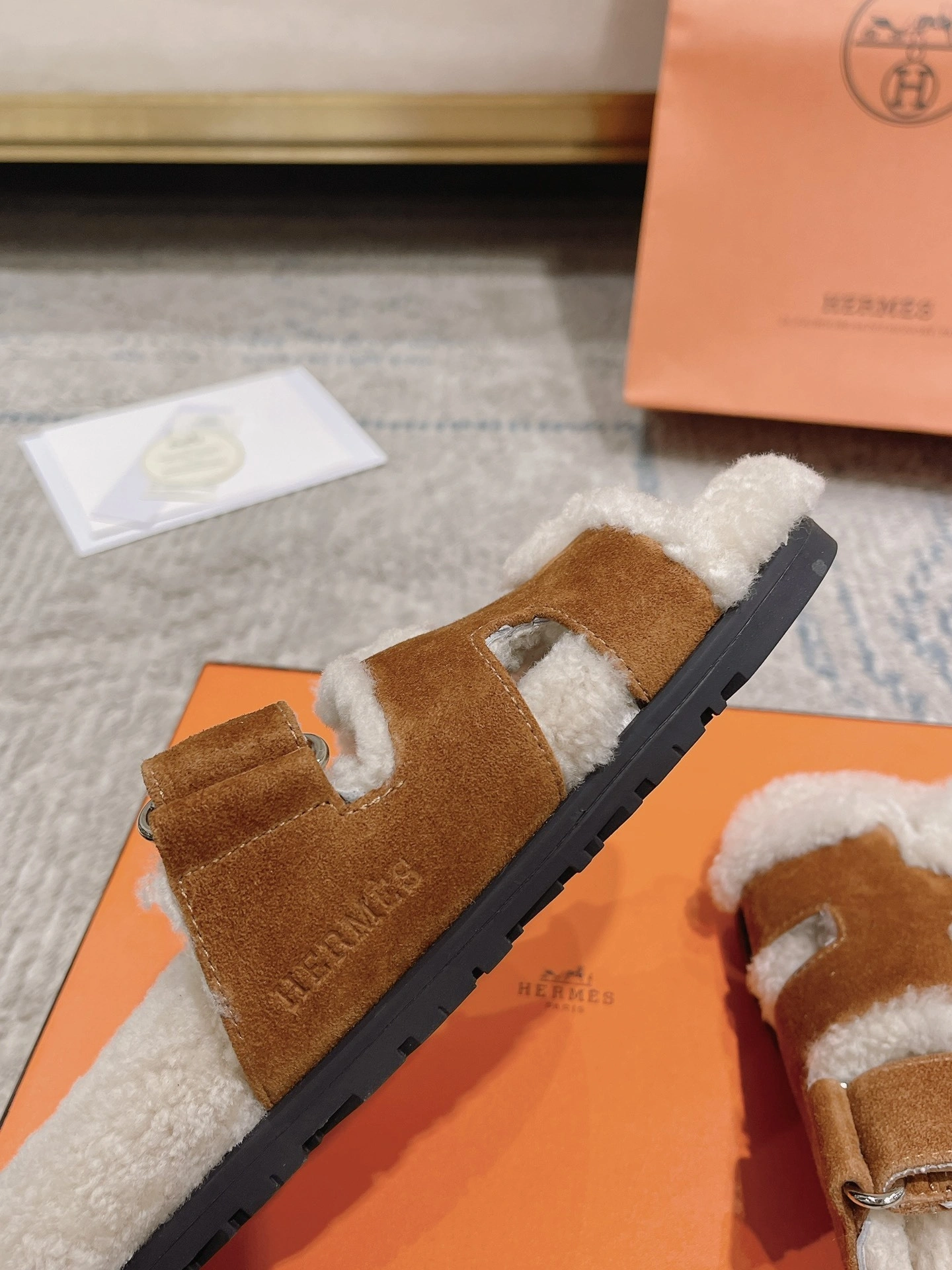 COCO- H5r75s H222195Z A3 cowhide item:E-X194G1295F