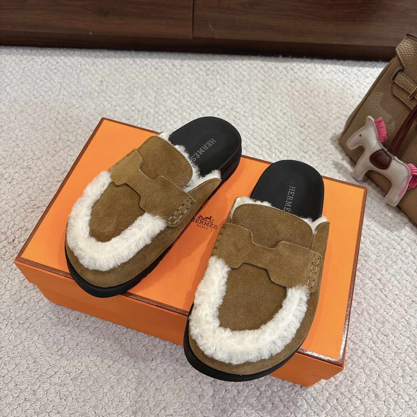 COCO--H5r75s H232140Z E5 sheepskin Go item:E-X362K2803