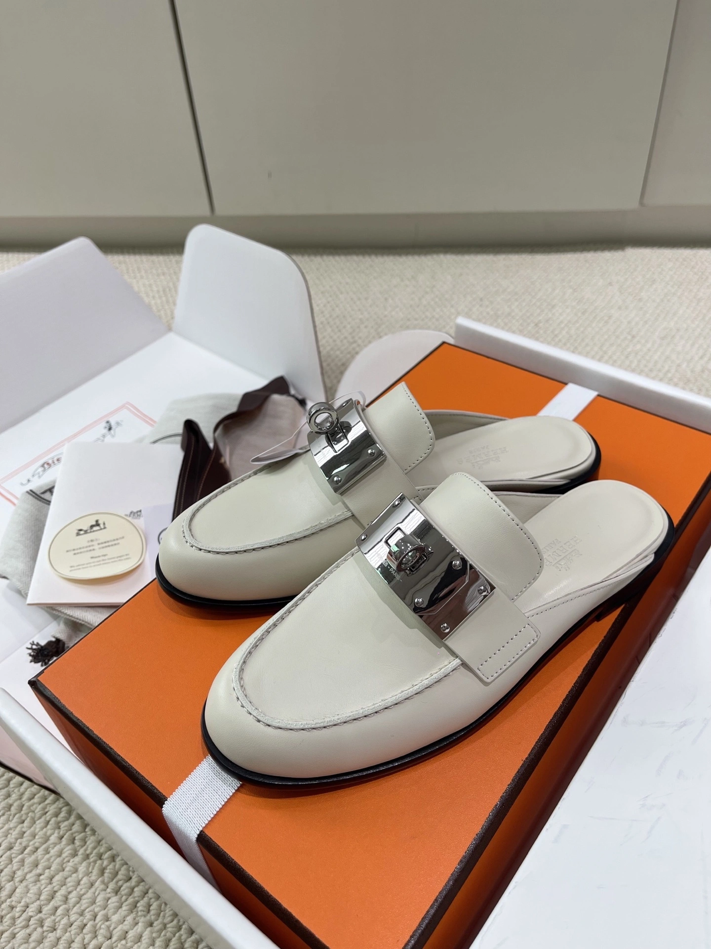 COCO- H5r75s H241159Z CL cowhide item：E-X230I0310