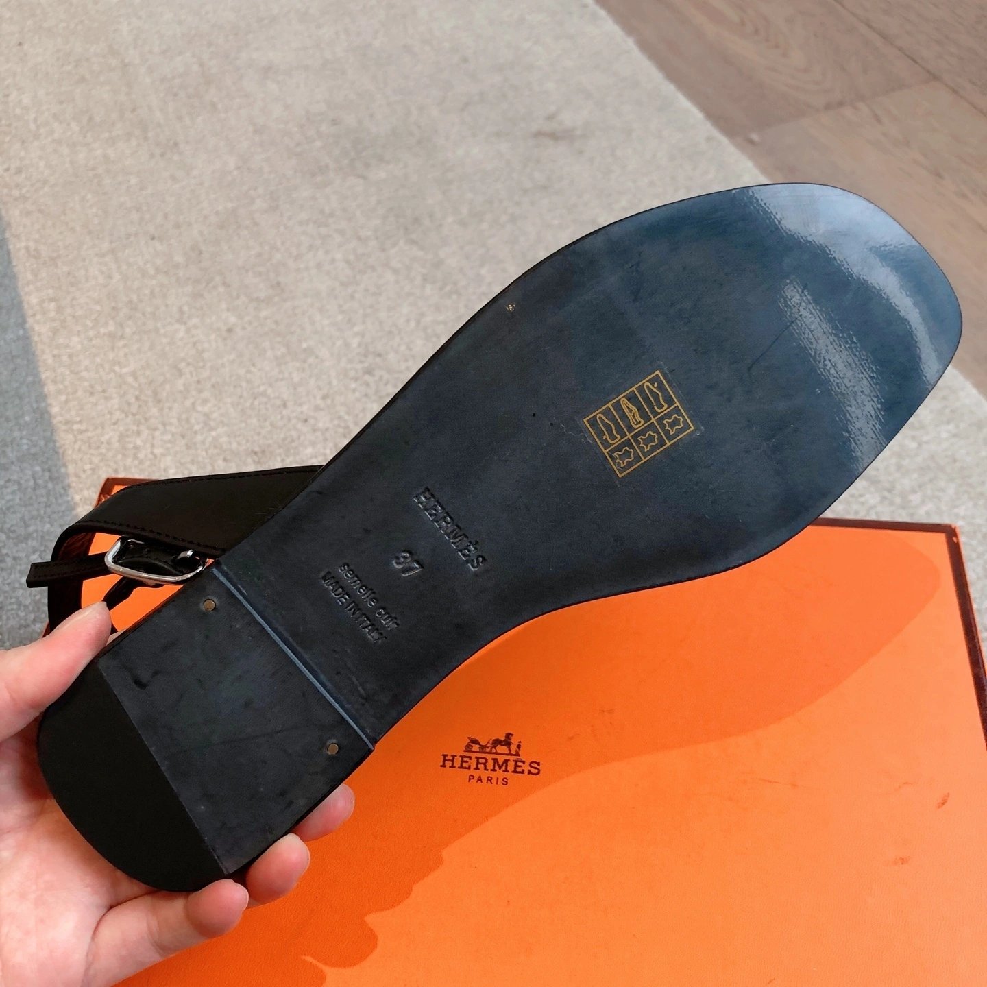 COCO- H5r75s H242061Z 02 Calfskin item:E-X158C3049