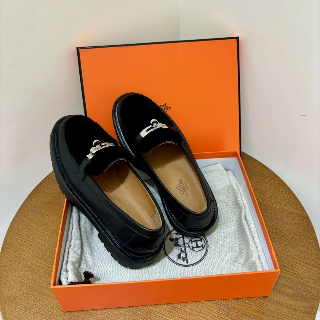 COCO- H5r75s H242101Z 02 109lcone loafer item：E-X230I0321