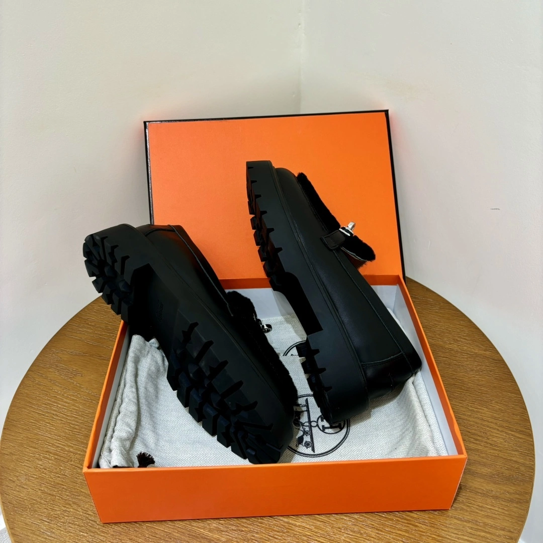 COCO- H5r75s H242101Z 02 109lcone loafer item：E-X230I0321