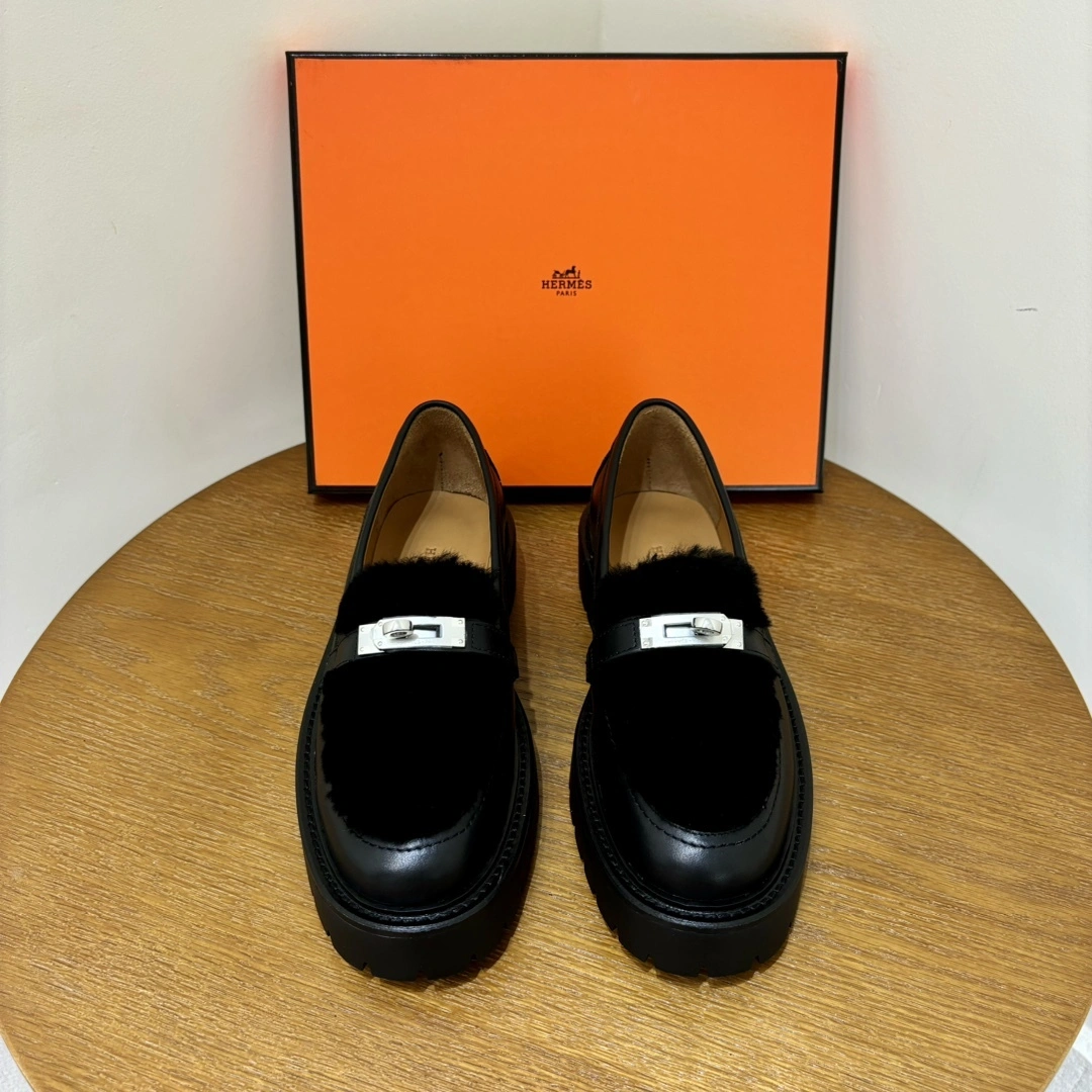 COCO- H5r75s H242101Z 02 109lcone loafer item：E-X230I0321
