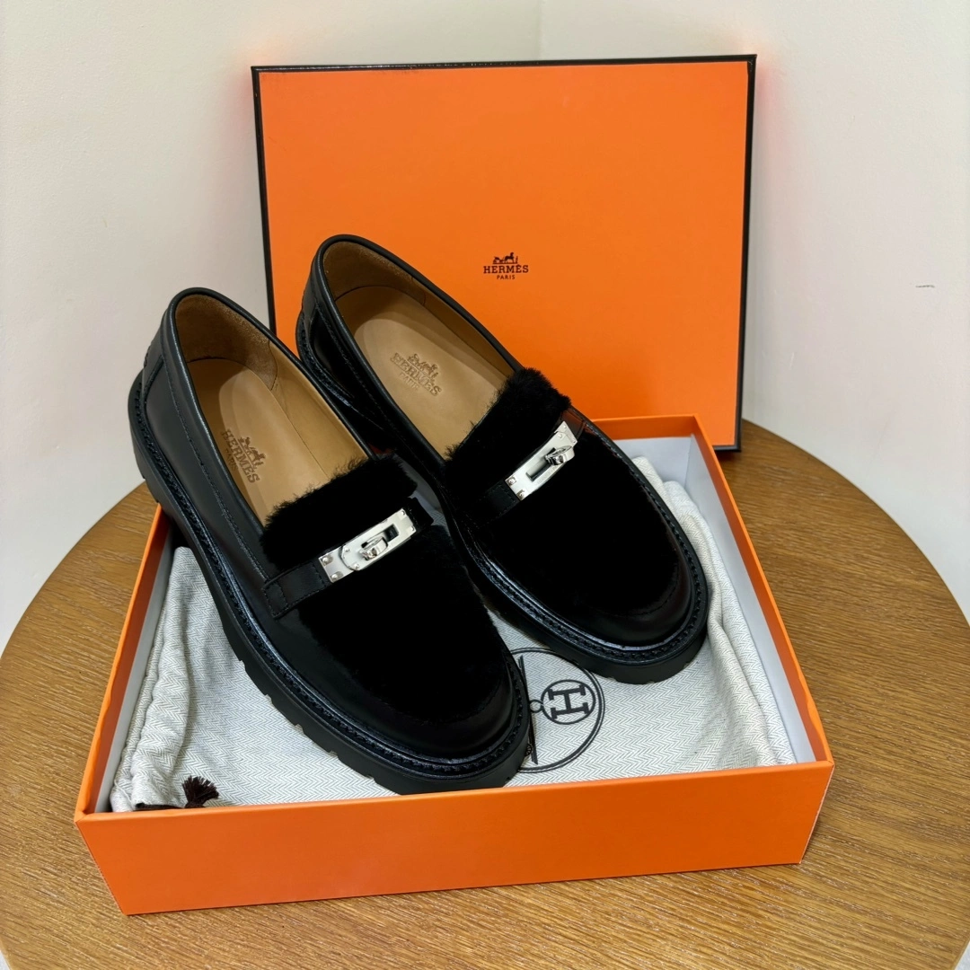 COCO- H5r75s H242101Z 02 109lcone loafer item：E-X230I0321