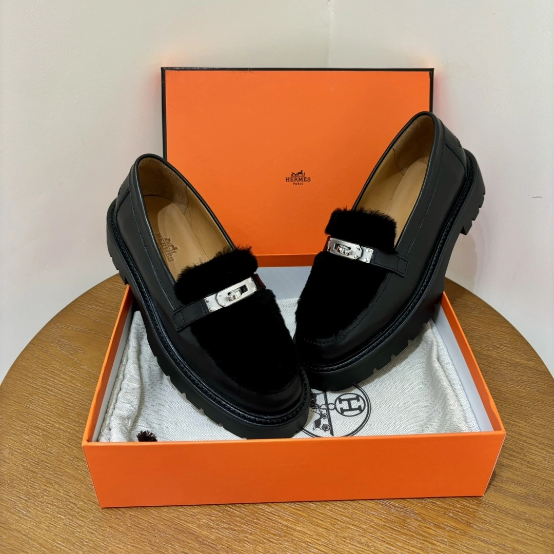 COCO- H5r75s H242101Z 02 109lcone loafer item：E-X230I0321