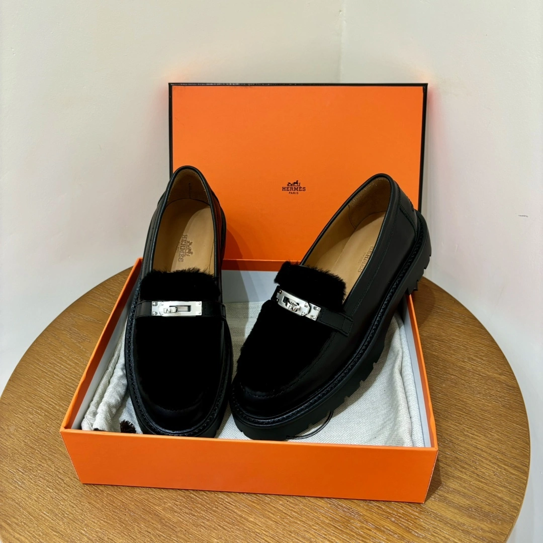 COCO- H5r75s H242101Z 02 109lcone loafer item：E-X230I0321