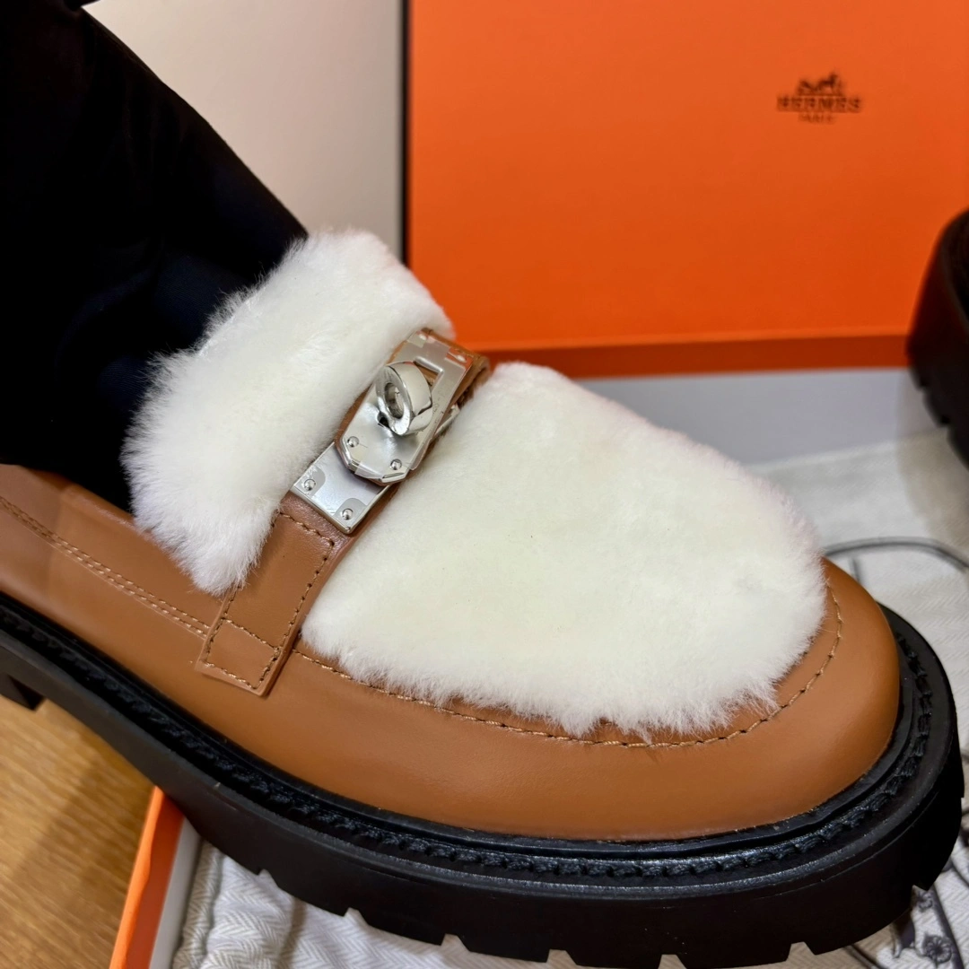 COCO- H5r75s H242101Z A3 109lcone loafer item：E-X230I0322