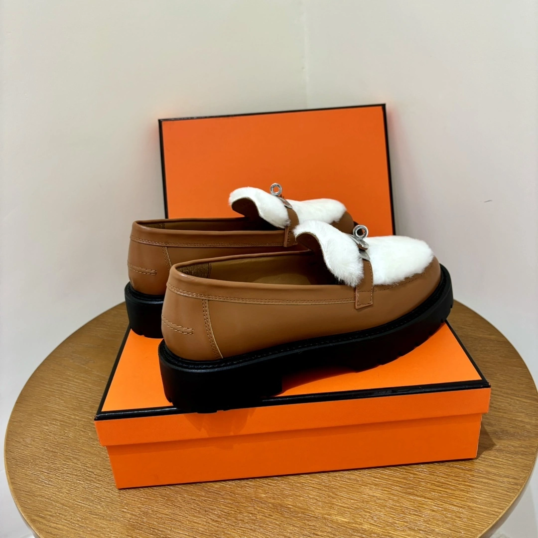 COCO- H5r75s H242101Z A3 109lcone loafer item：E-X230I0322