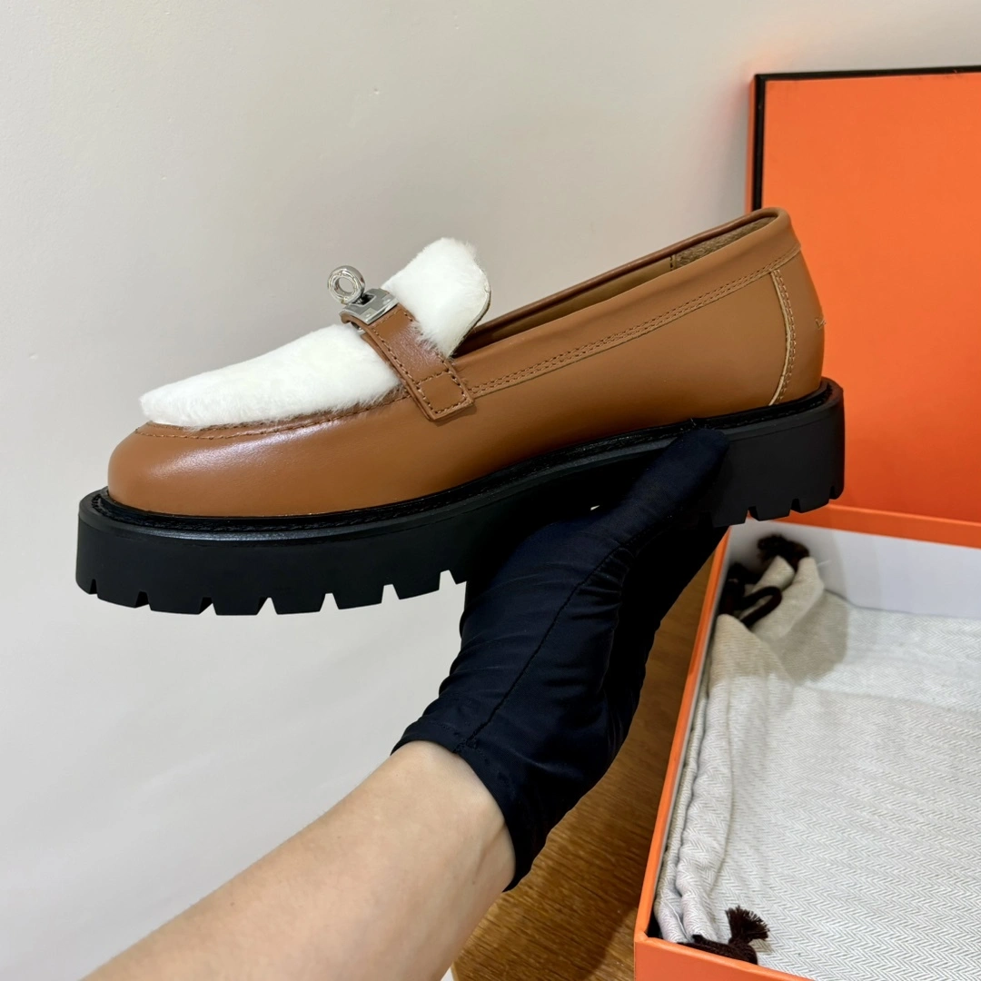 COCO- H5r75s H242101Z A3 109lcone loafer item：E-X230I0322