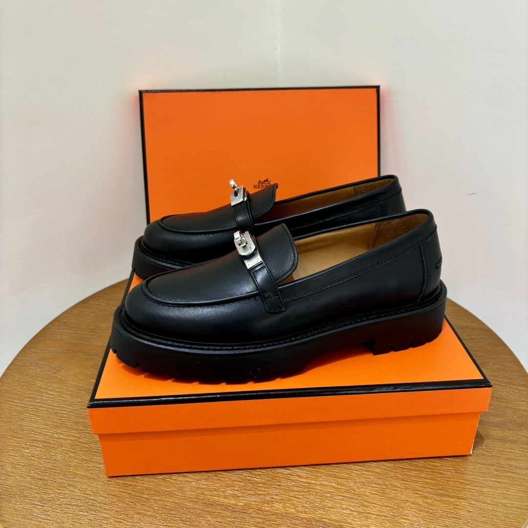 COCO- H5r75s H242102Z 02 109lcone loafer item：E-X230I0323